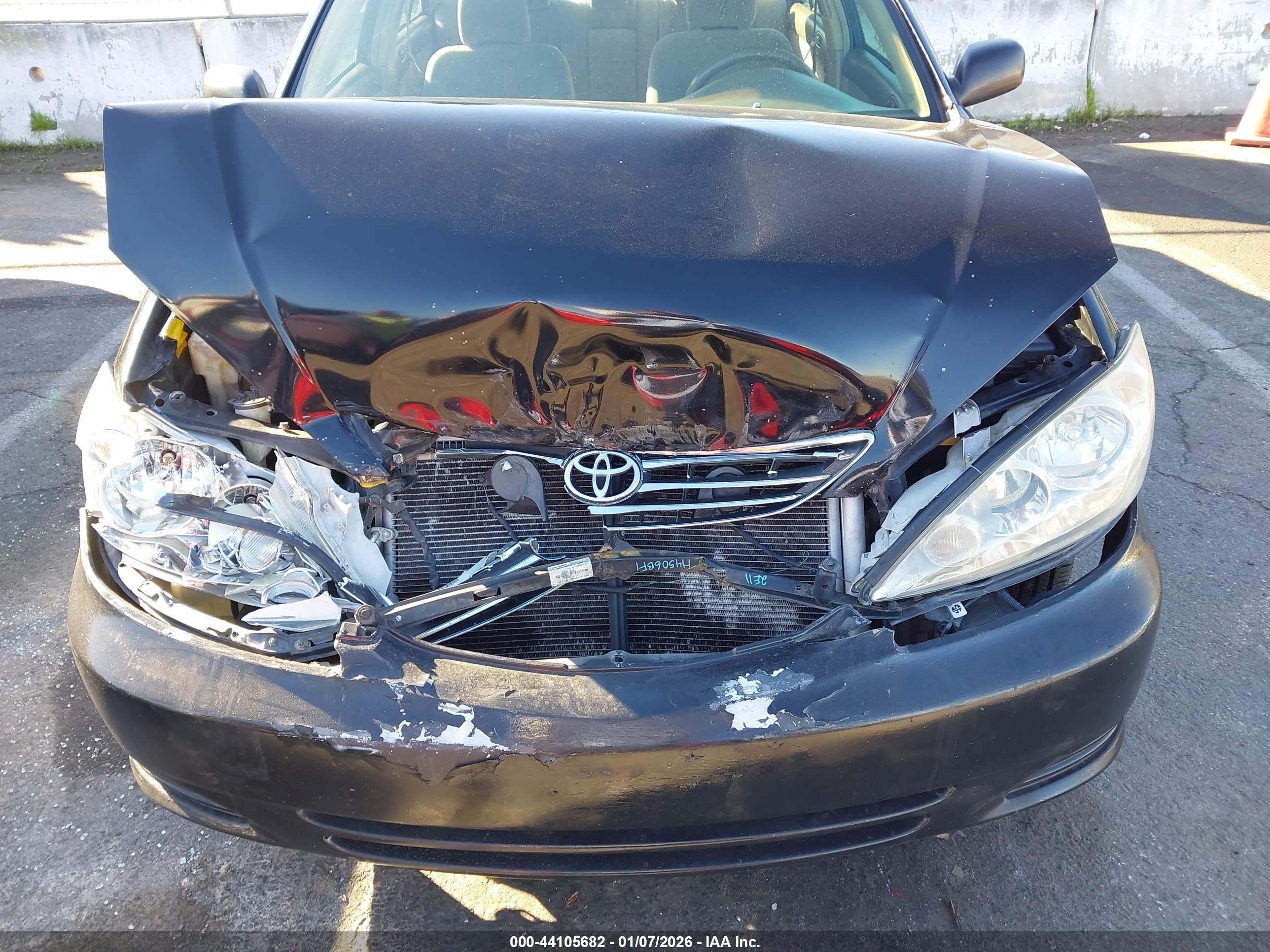 TOYOTA CAMRY image 6