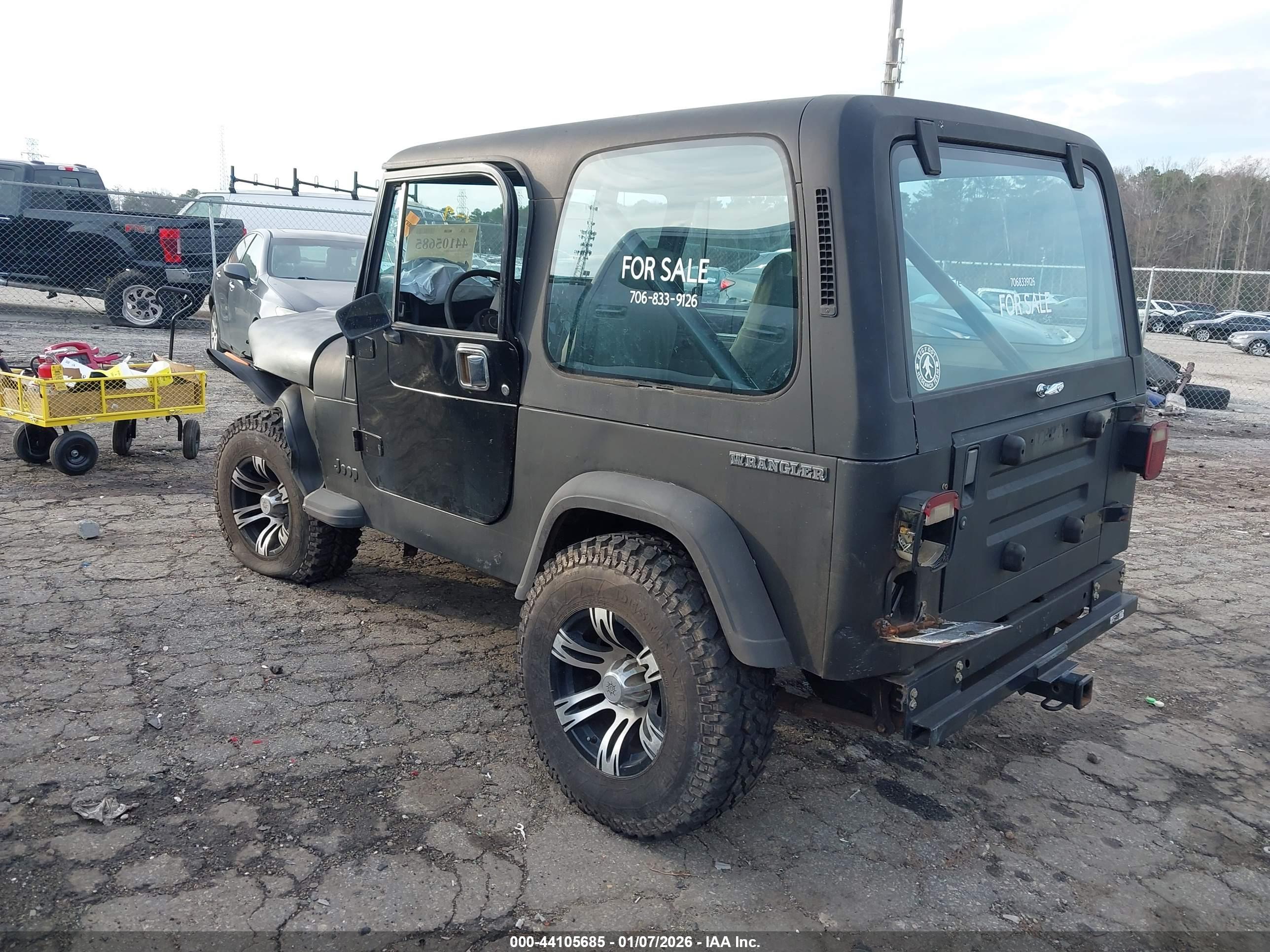 JEEP WRANGLER image 3