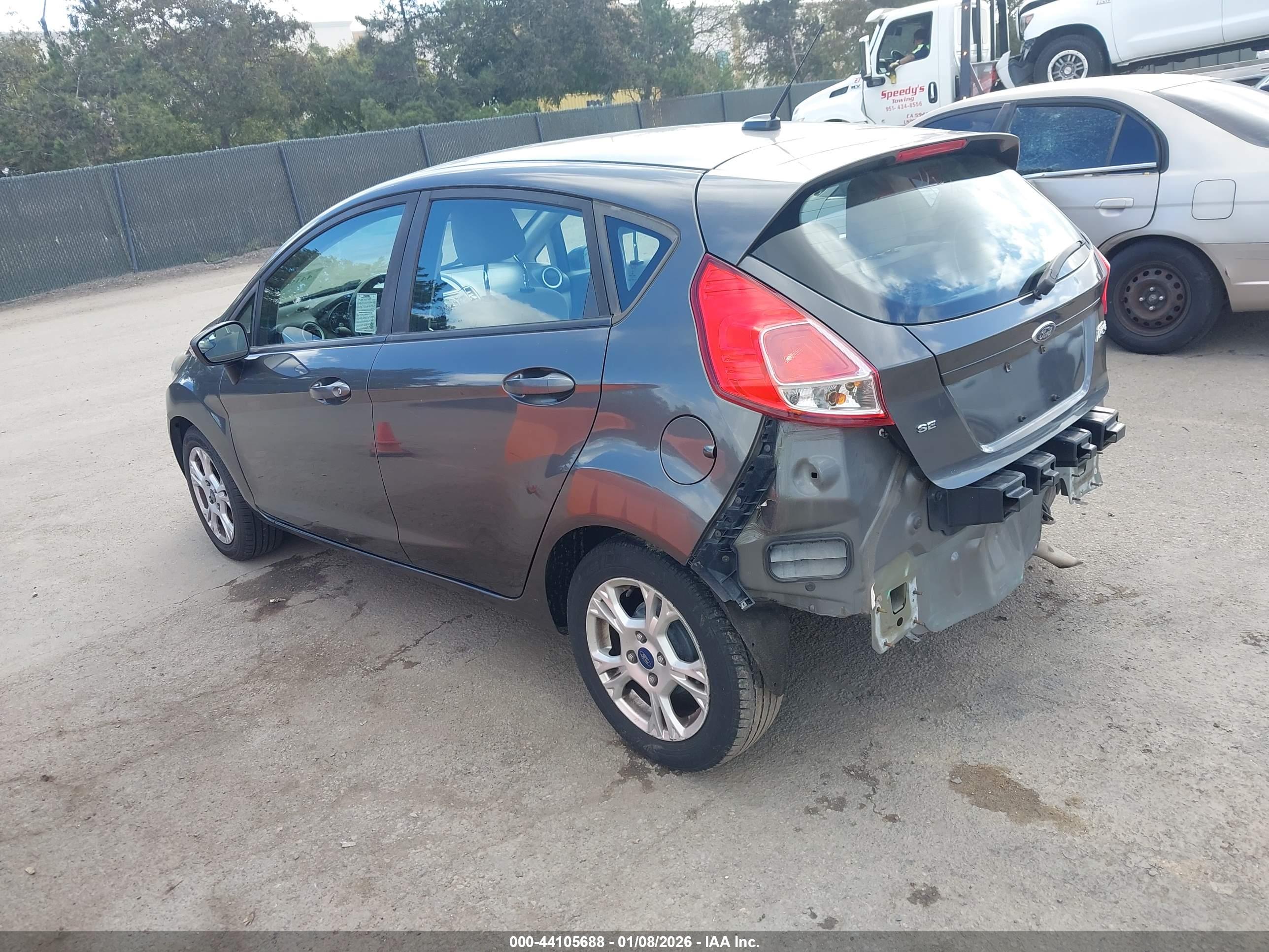 FORD FIESTA image 3