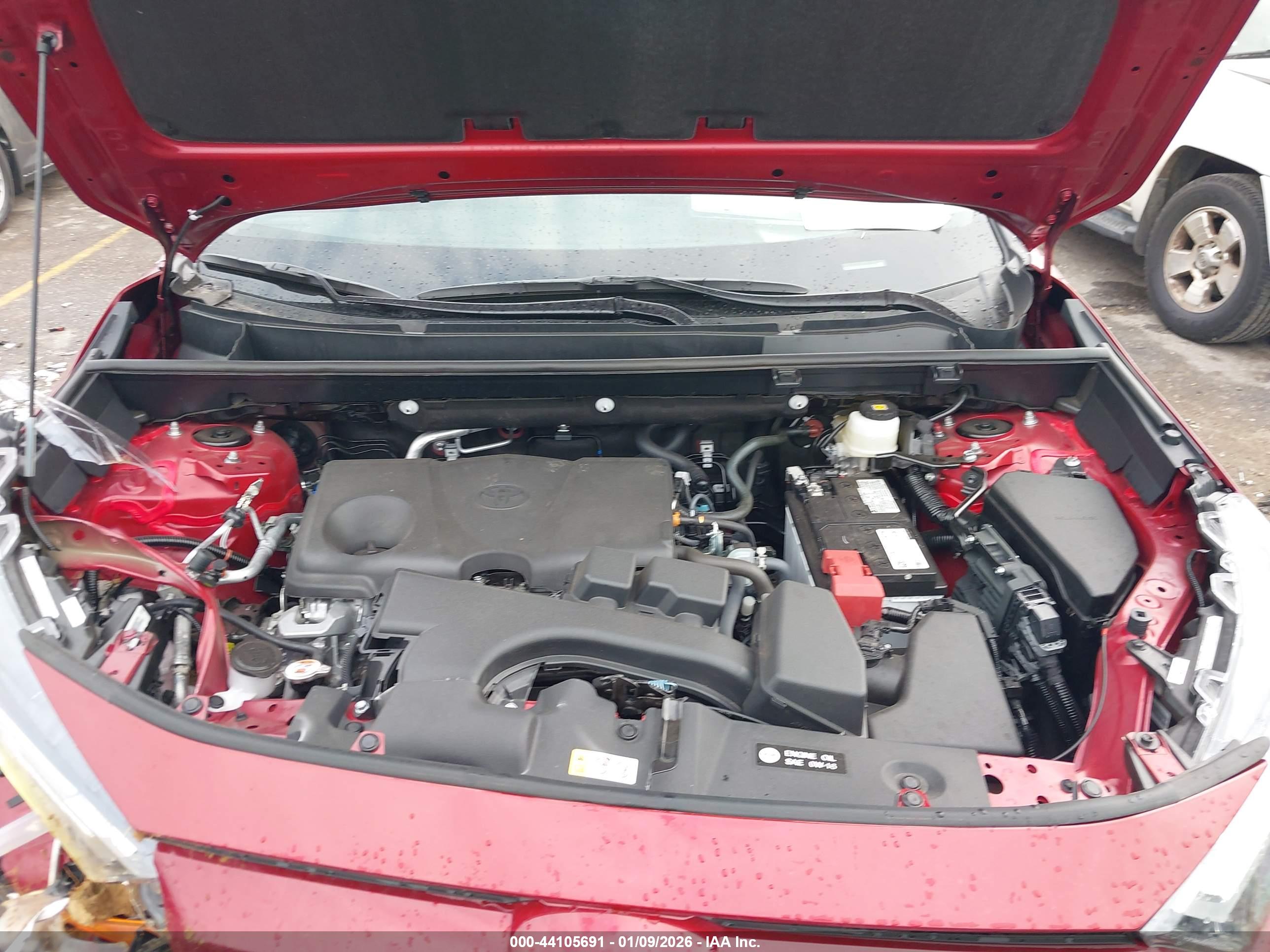 TOYOTA RAV4 image 10