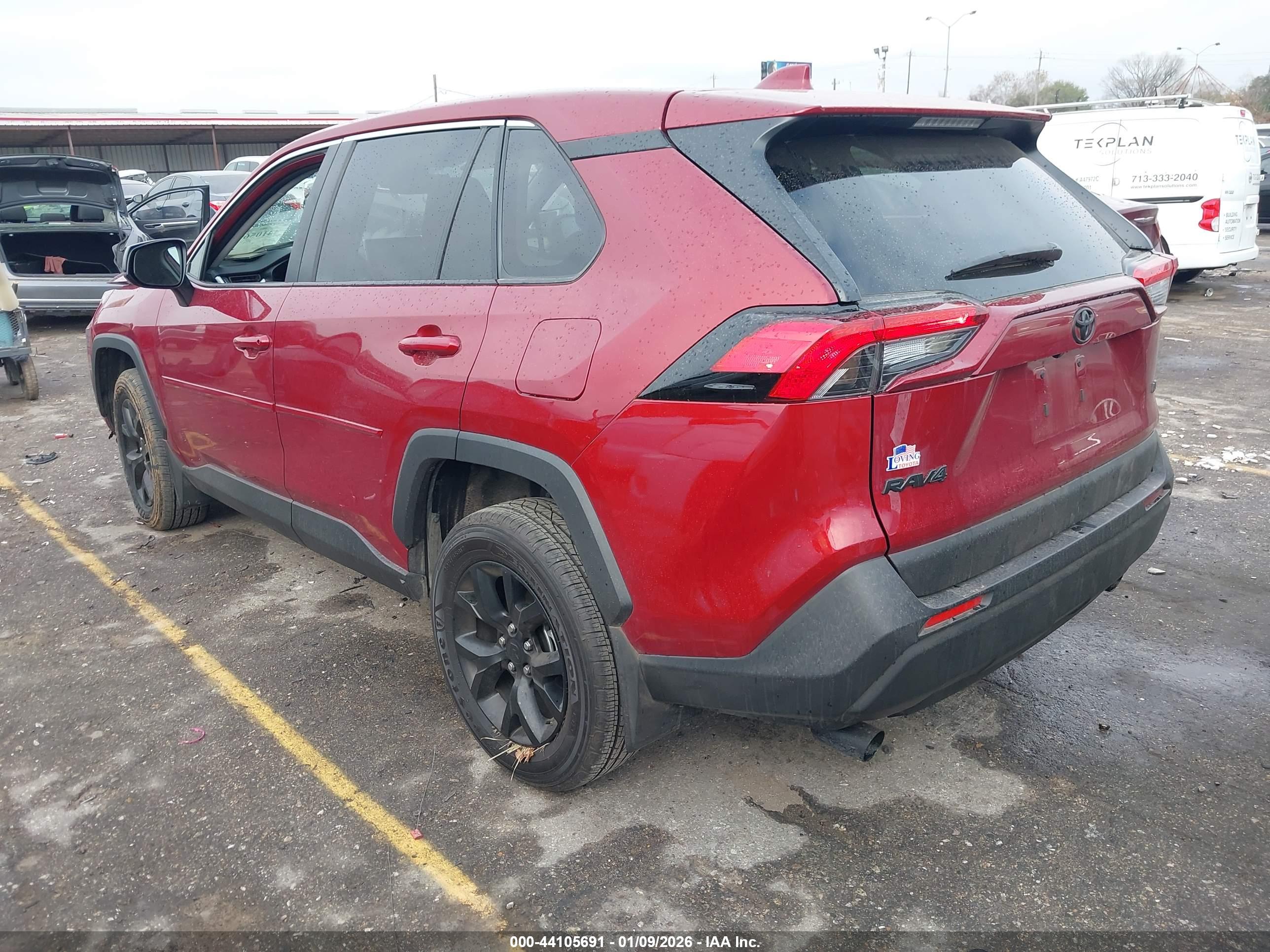 TOYOTA RAV4 image 3