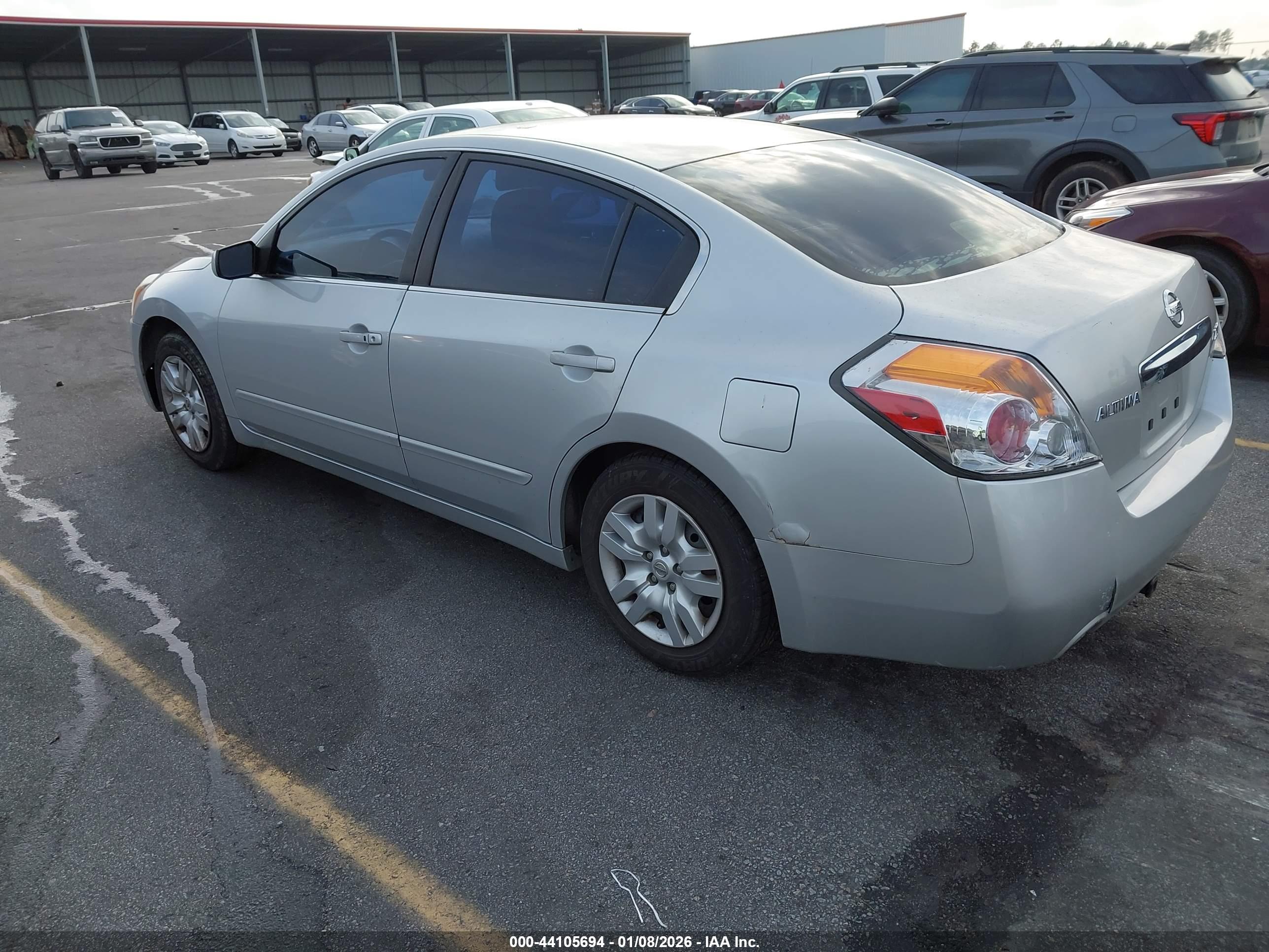 NISSAN ALTIMA image 3