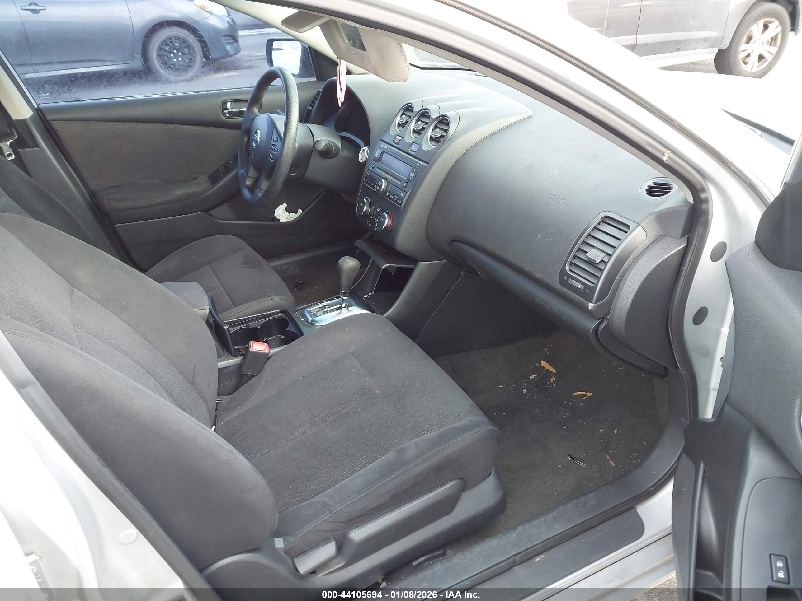 NISSAN ALTIMA image 5