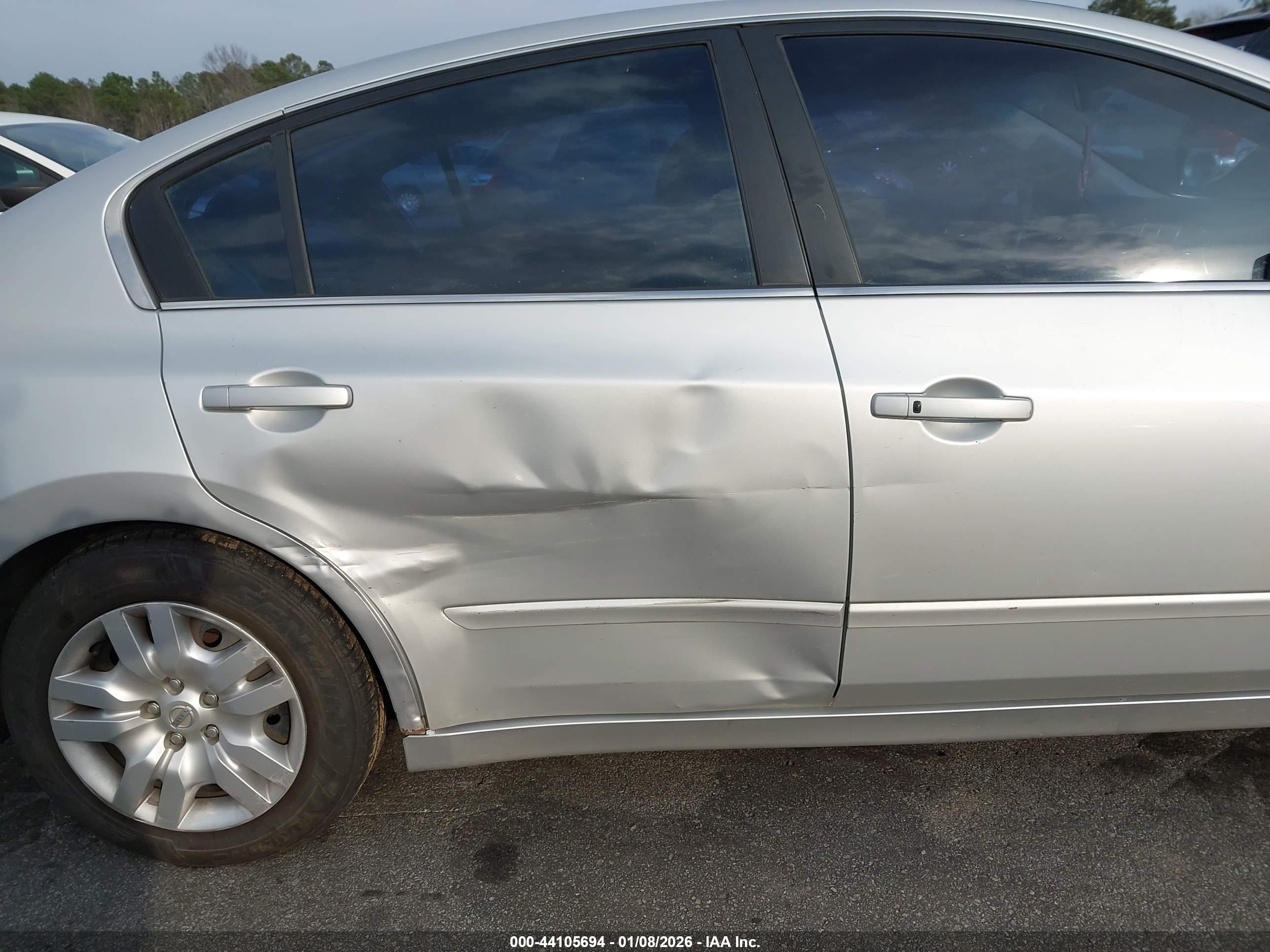 NISSAN ALTIMA image 6