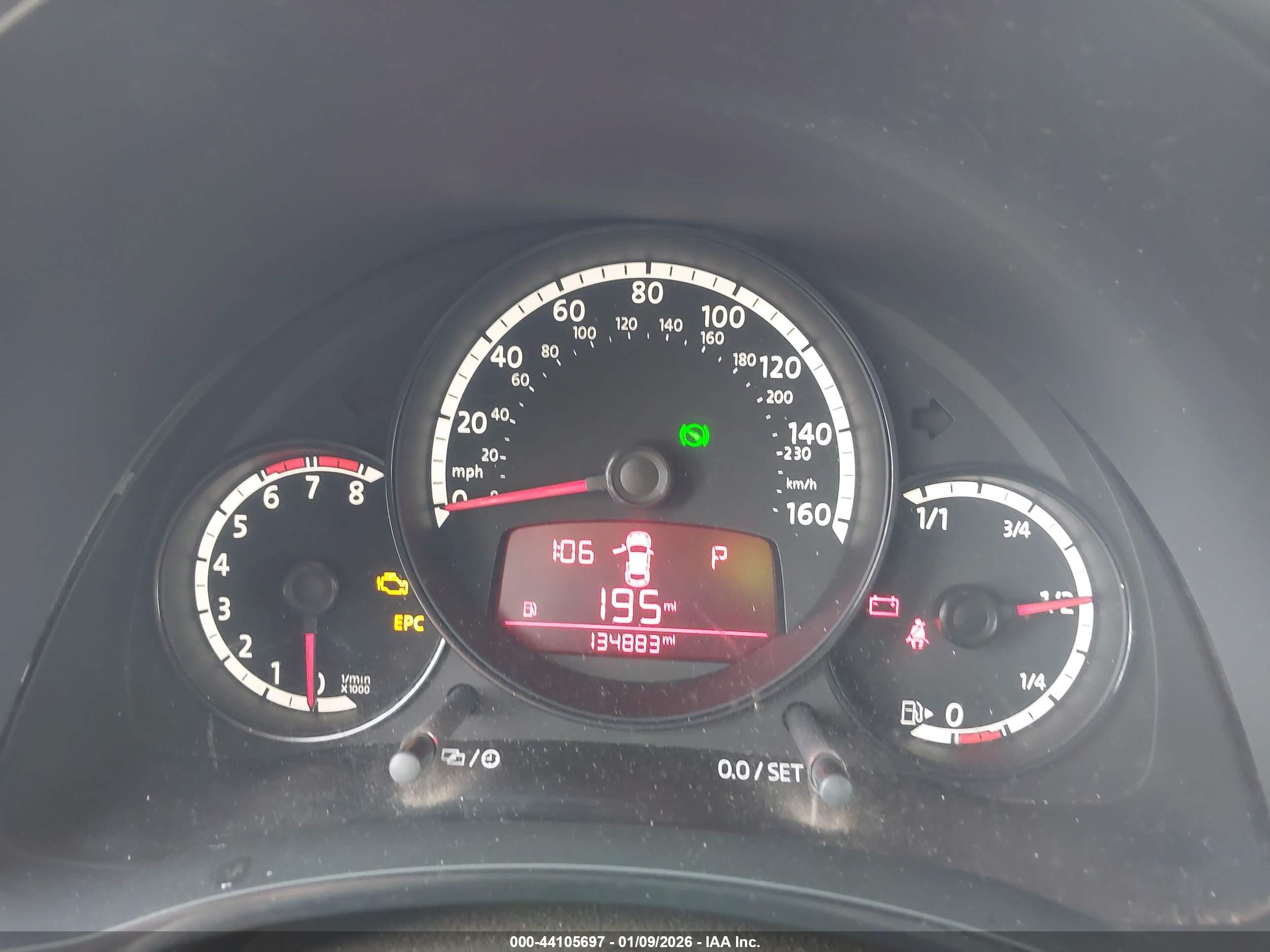 VOLKSWAGEN BEETLE image 7