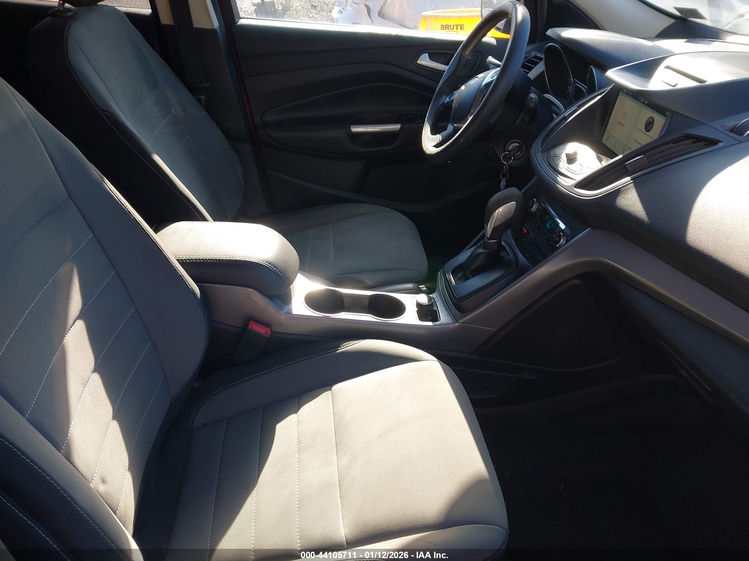 FORD ESCAPE image 5