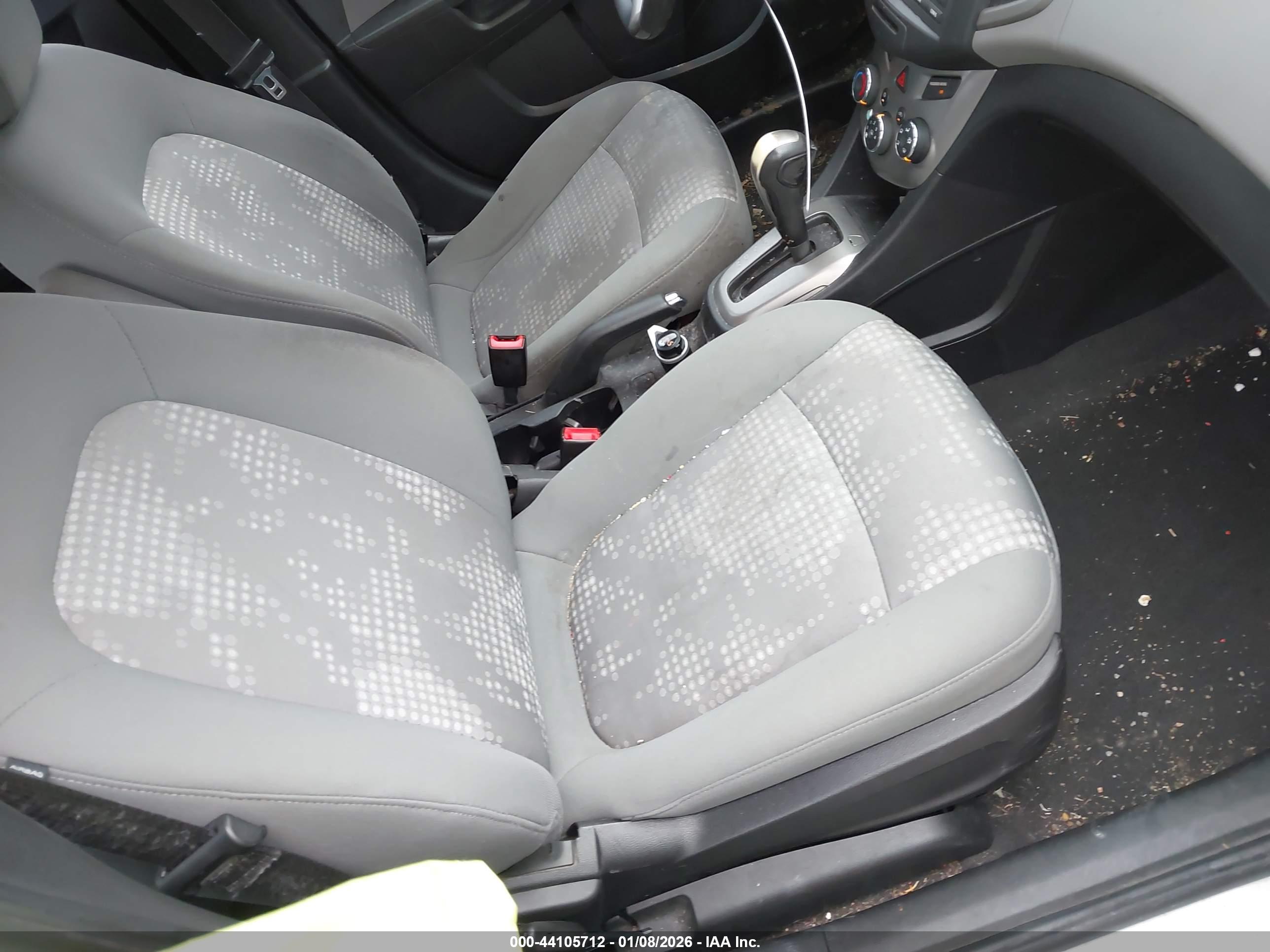 CHEVROLET SONIC image 5