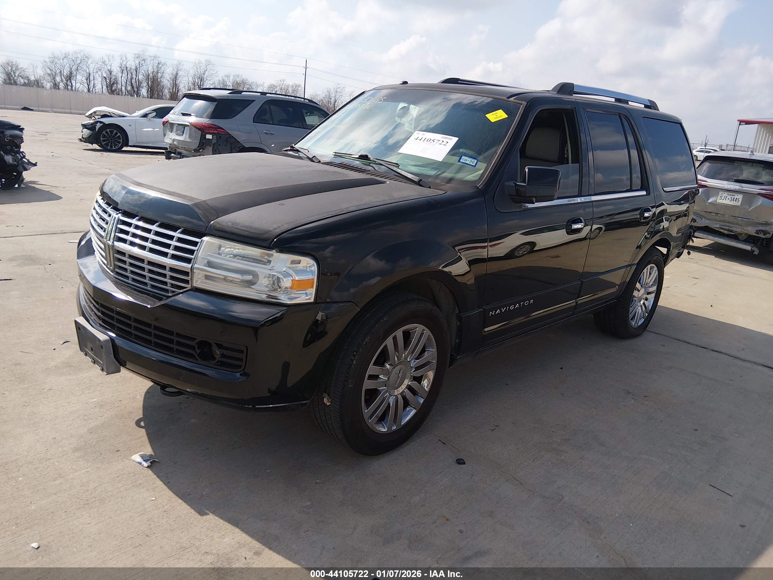 LINCOLN NAVIGATOR image 2