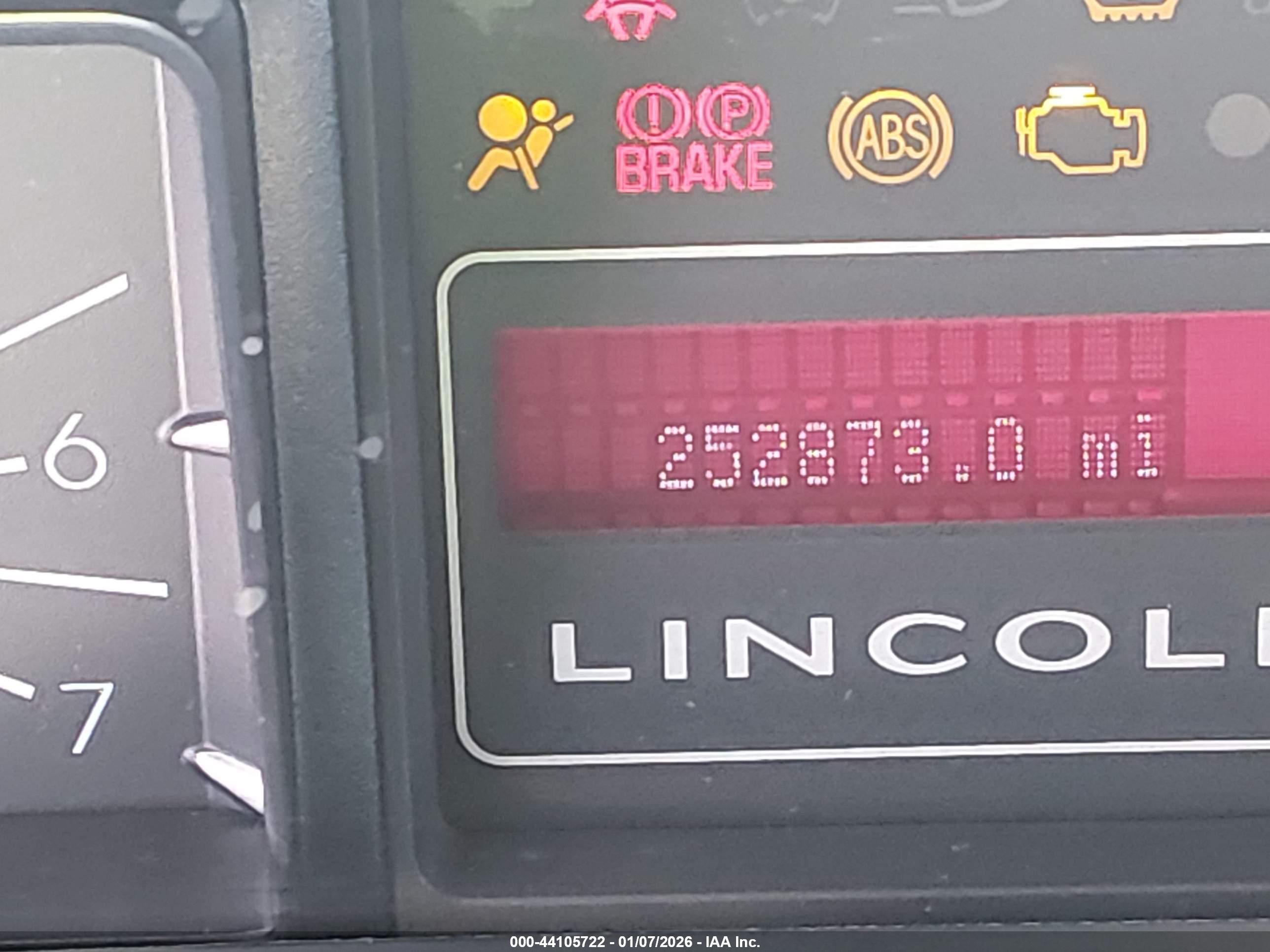 LINCOLN NAVIGATOR image 7