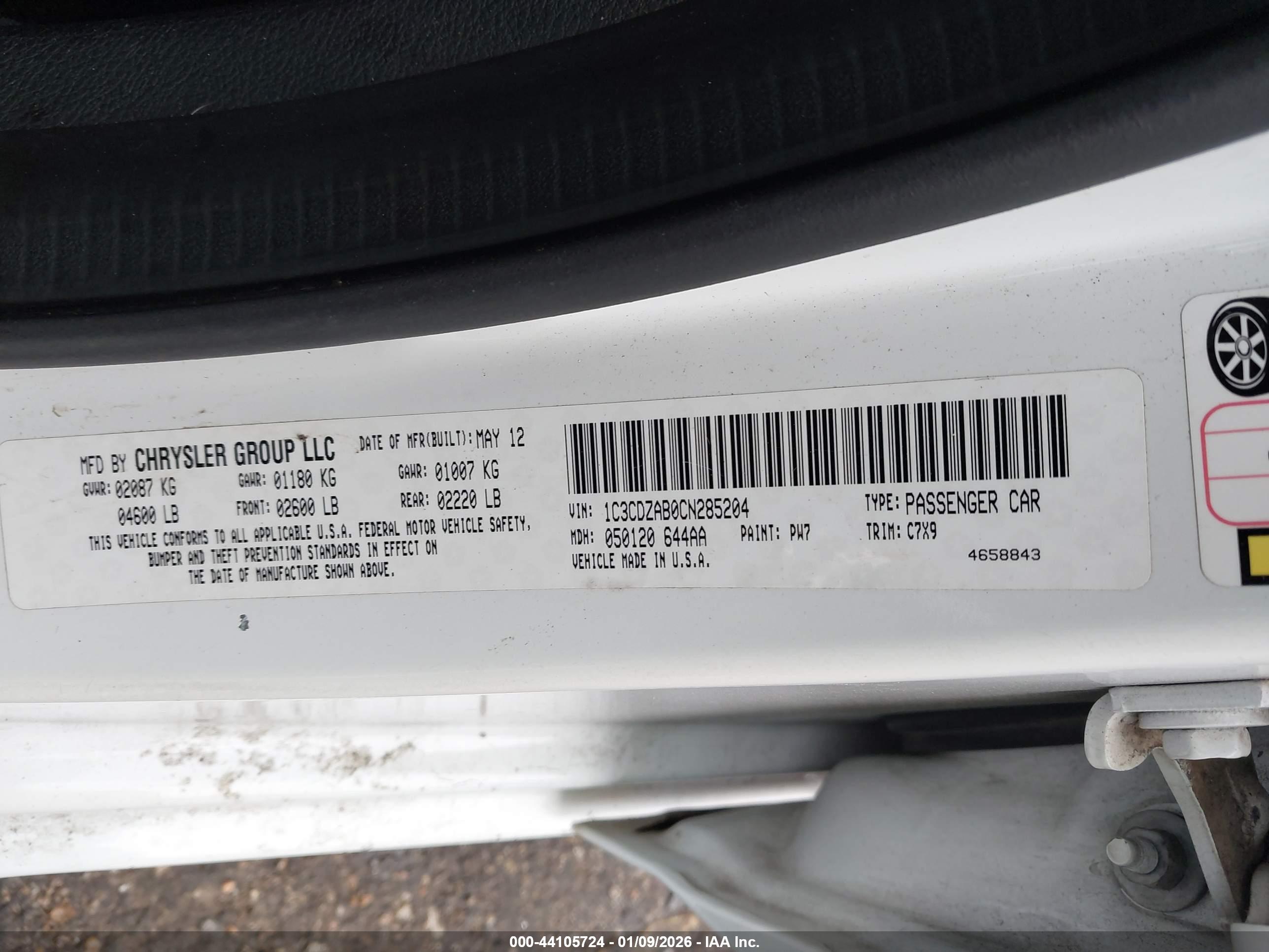 DODGE AVENGER image 9