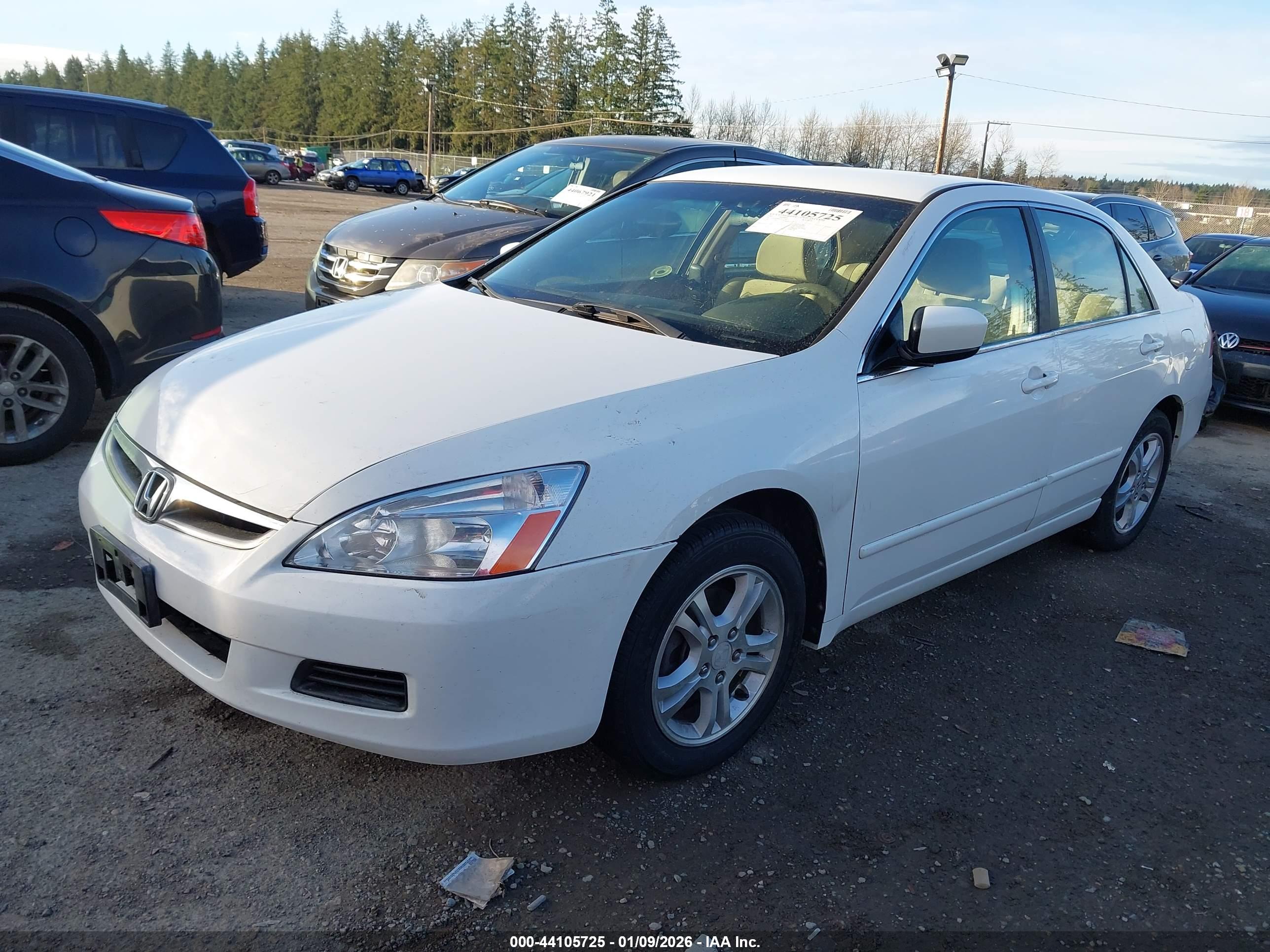 HONDA ACCORD image 2
