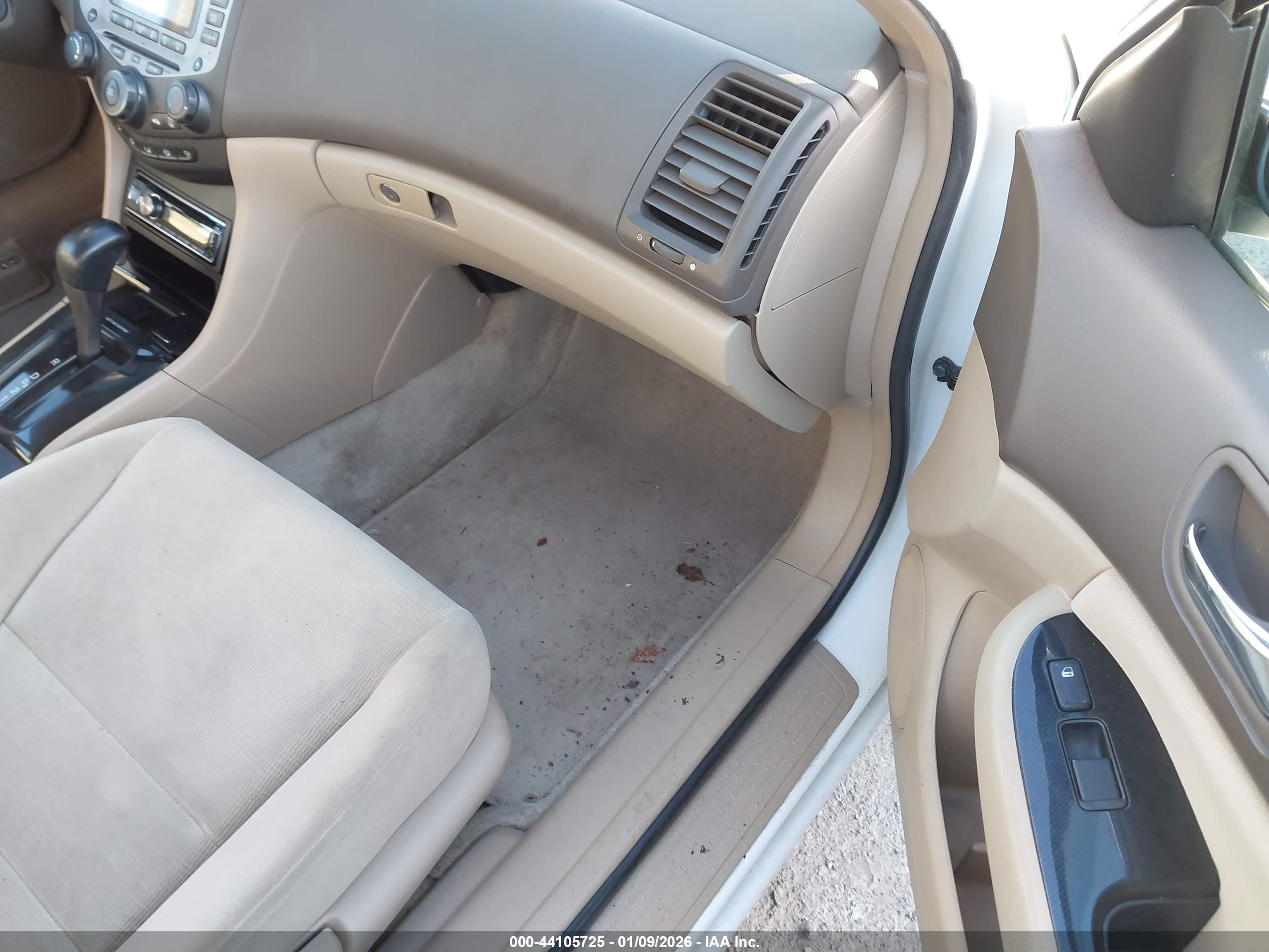 HONDA ACCORD image 5