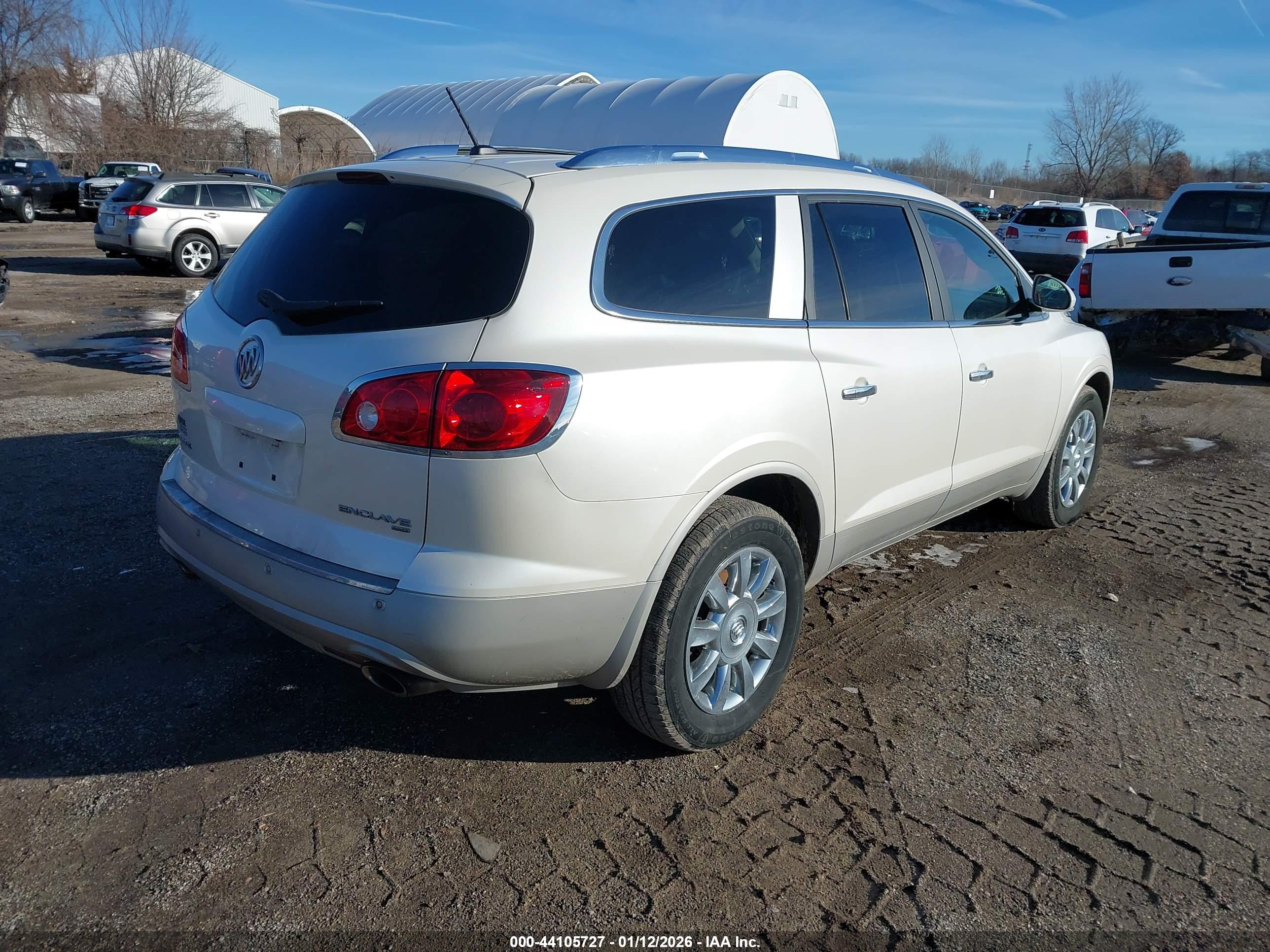 BUICK ENCLAVE image 4