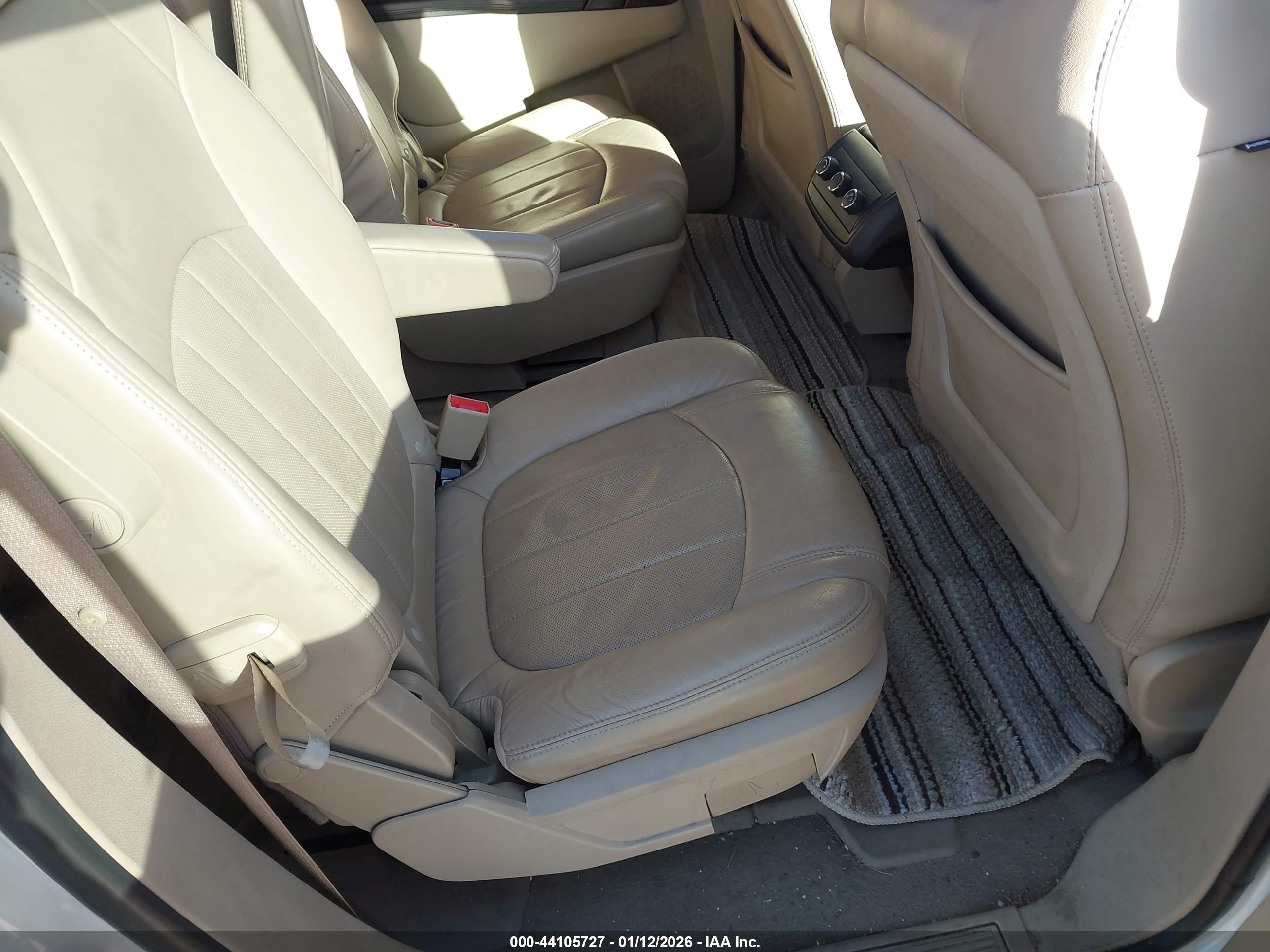 BUICK ENCLAVE image 8