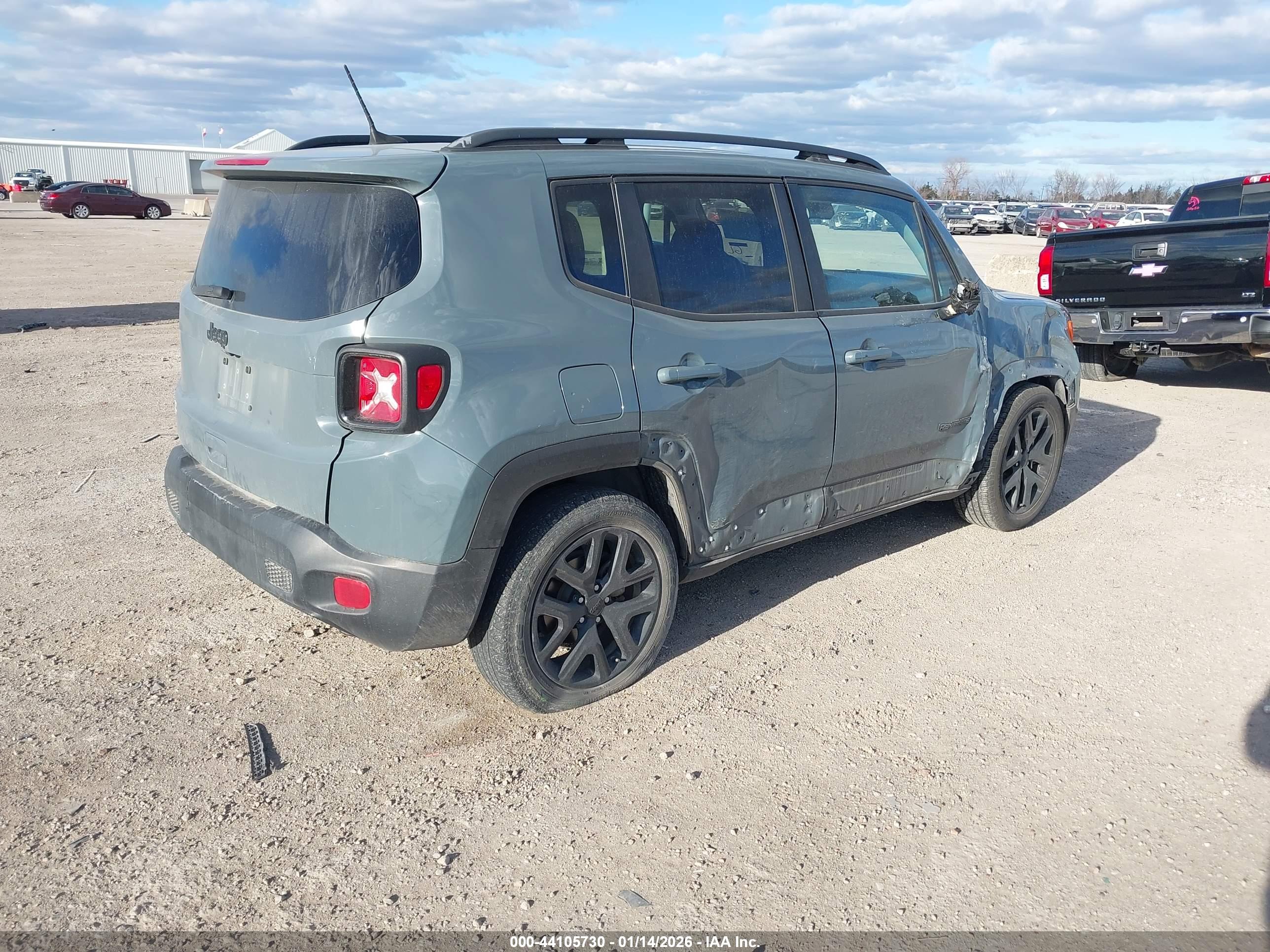 JEEP RENEGADE image 4