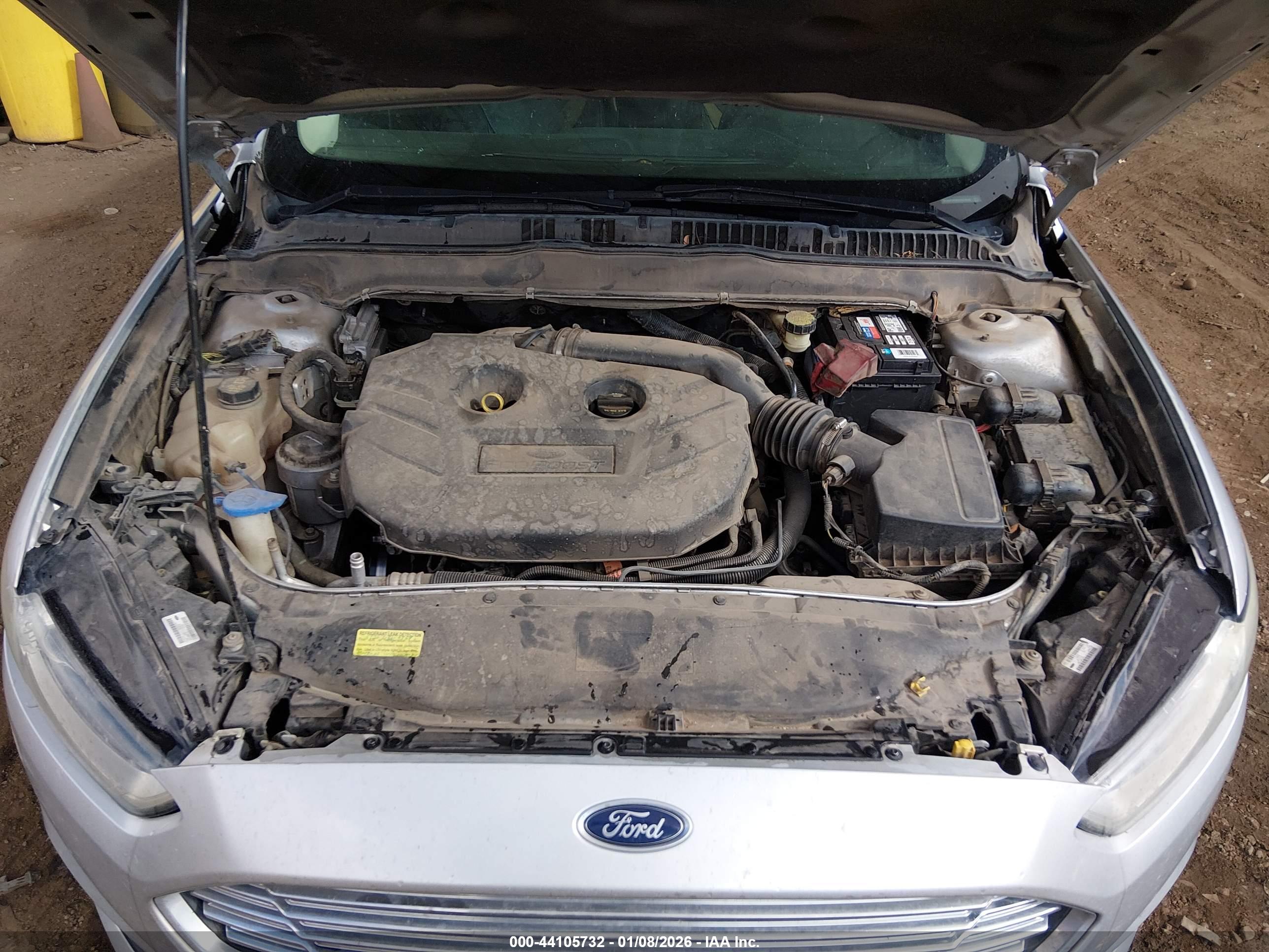 FORD FUSION image 10