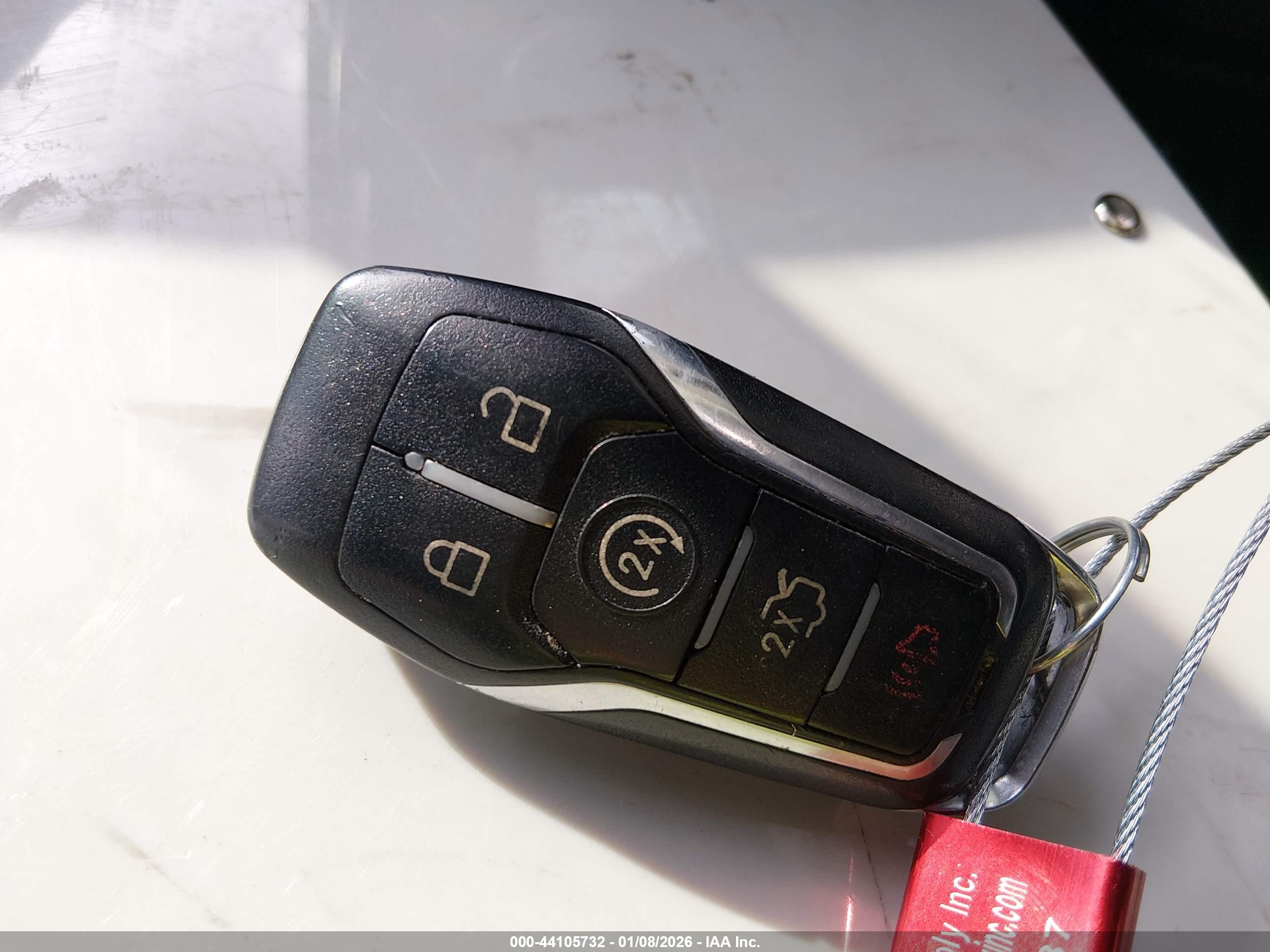 FORD FUSION image 11