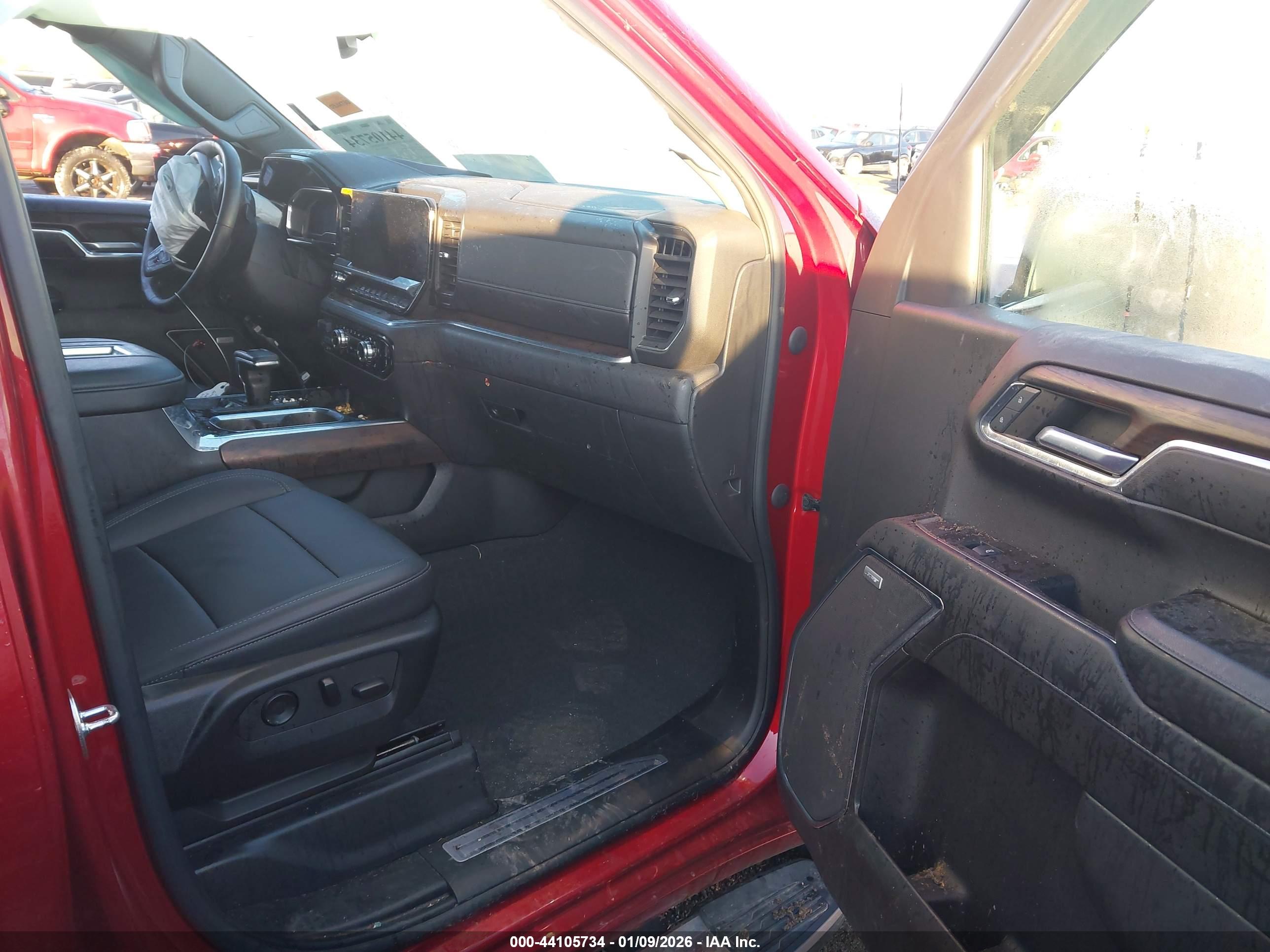 GMC SIERRA image 5