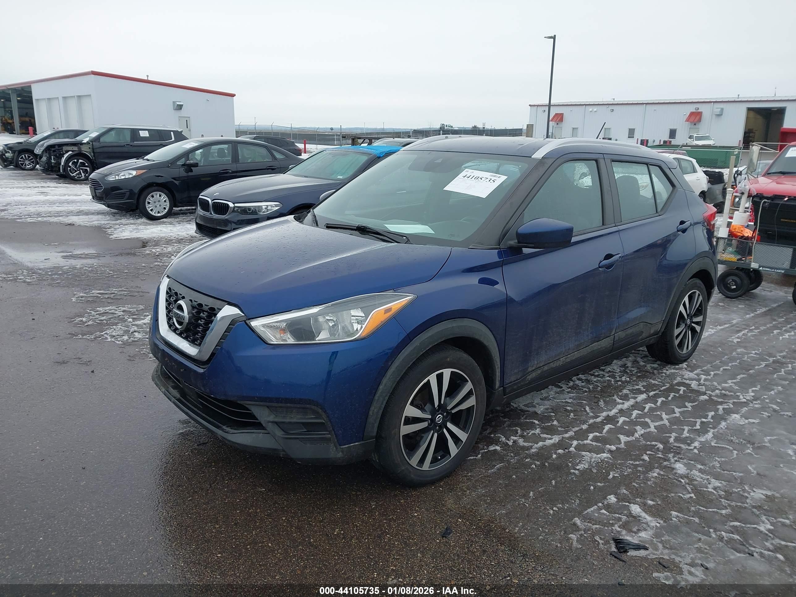 NISSAN KICKS image 2
