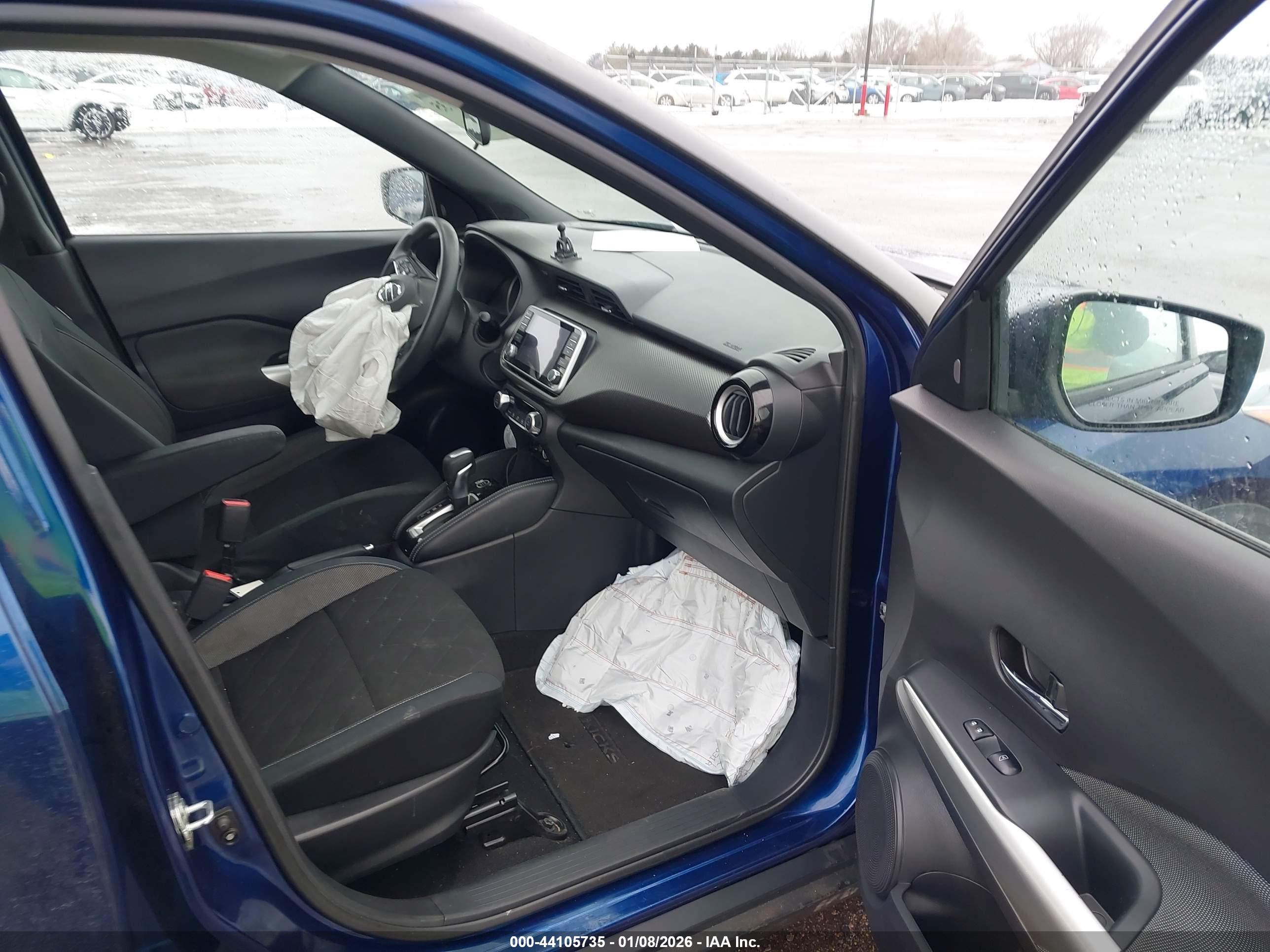NISSAN KICKS image 5