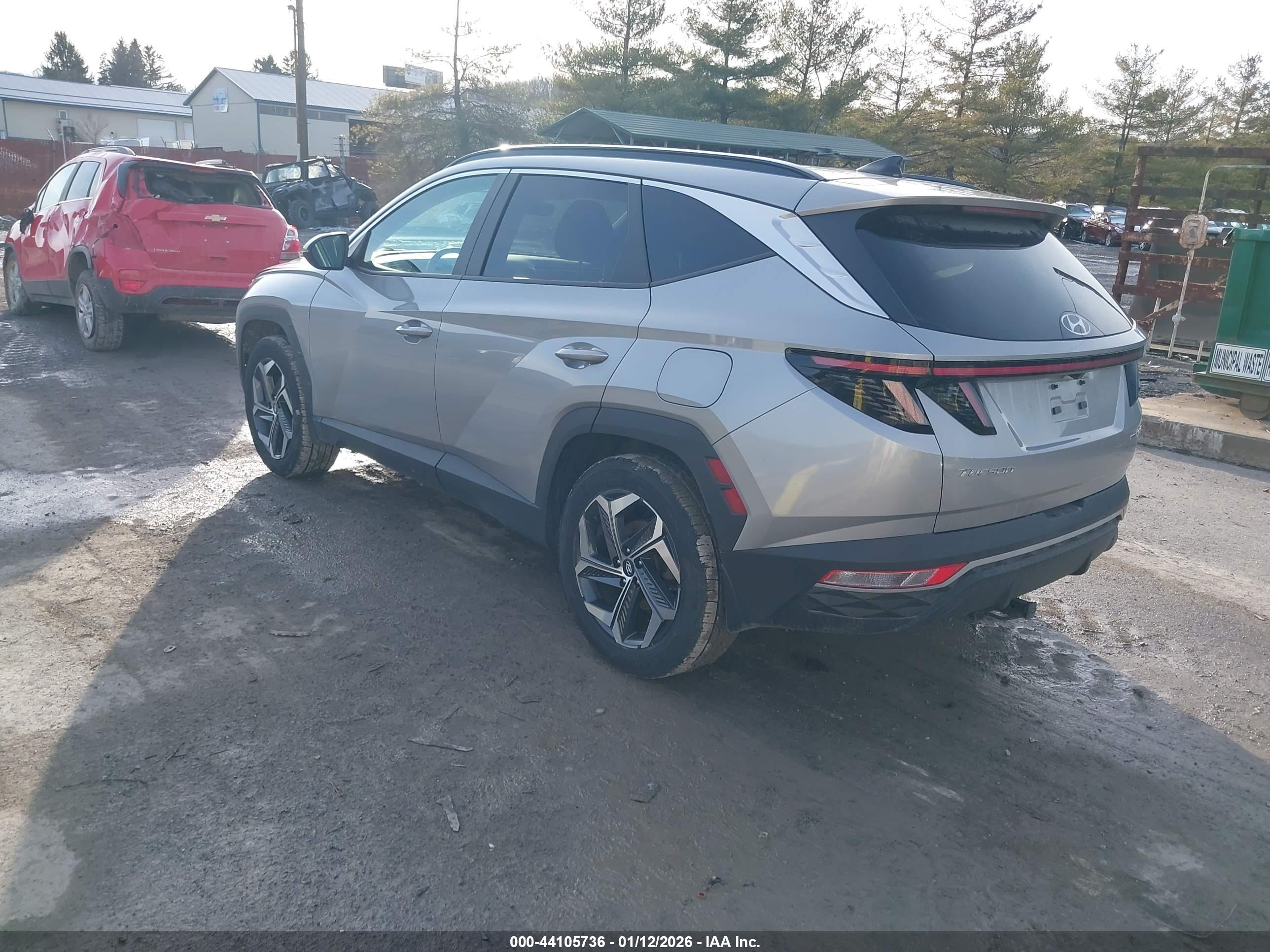 HYUNDAI TUCSON image 3