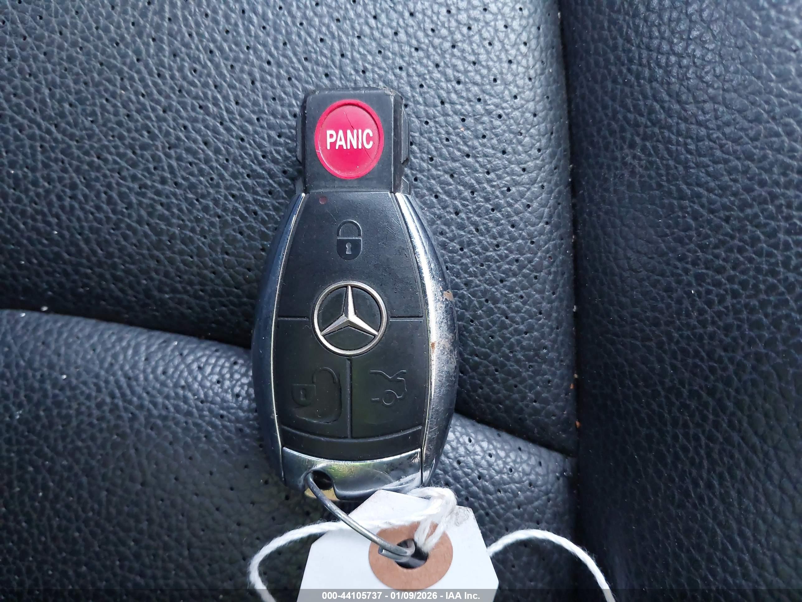 MERCEDES-BENZ E image 11