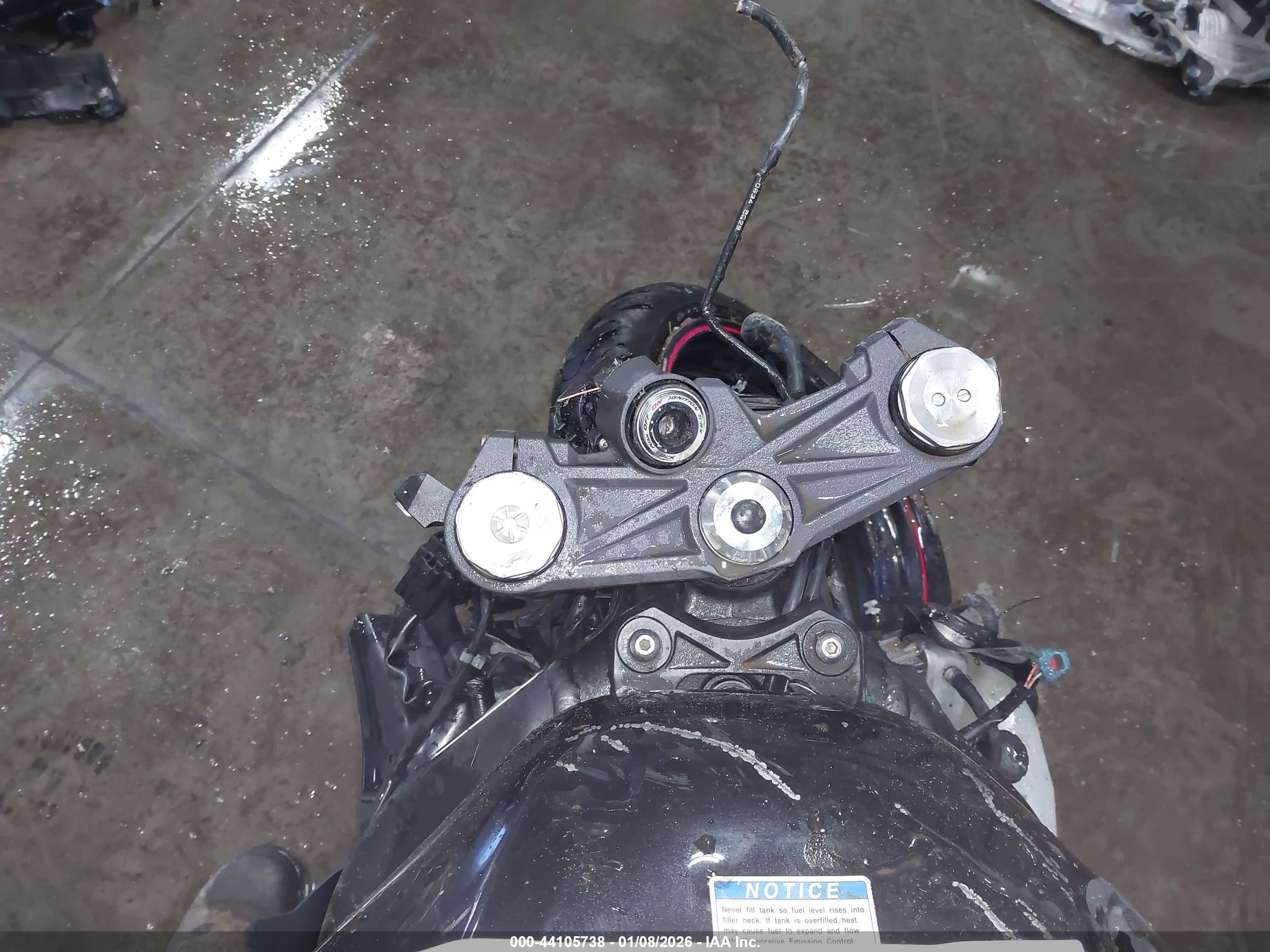 KAWASAKI ZX636 image 7