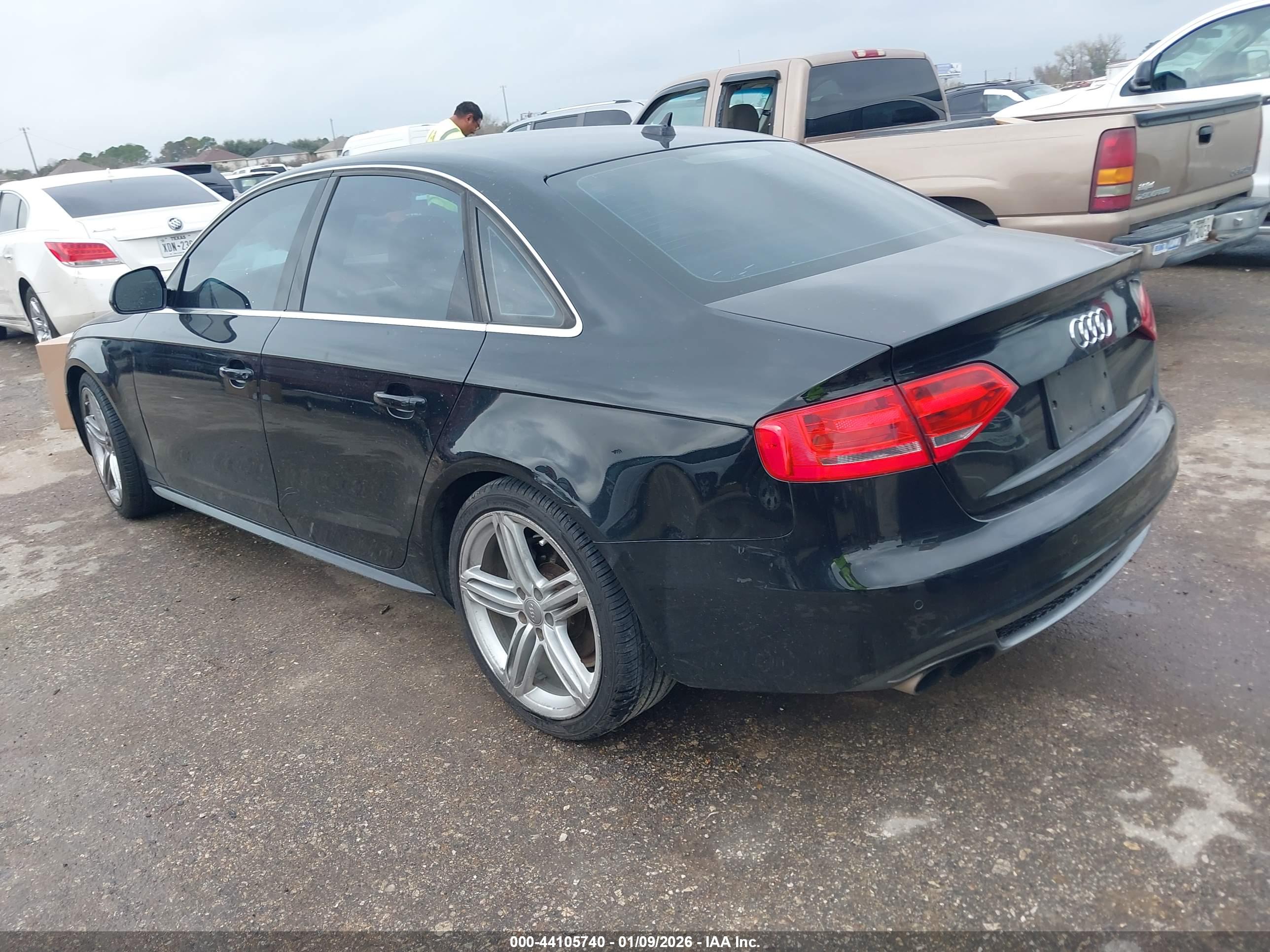 AUDI A4 image 3
