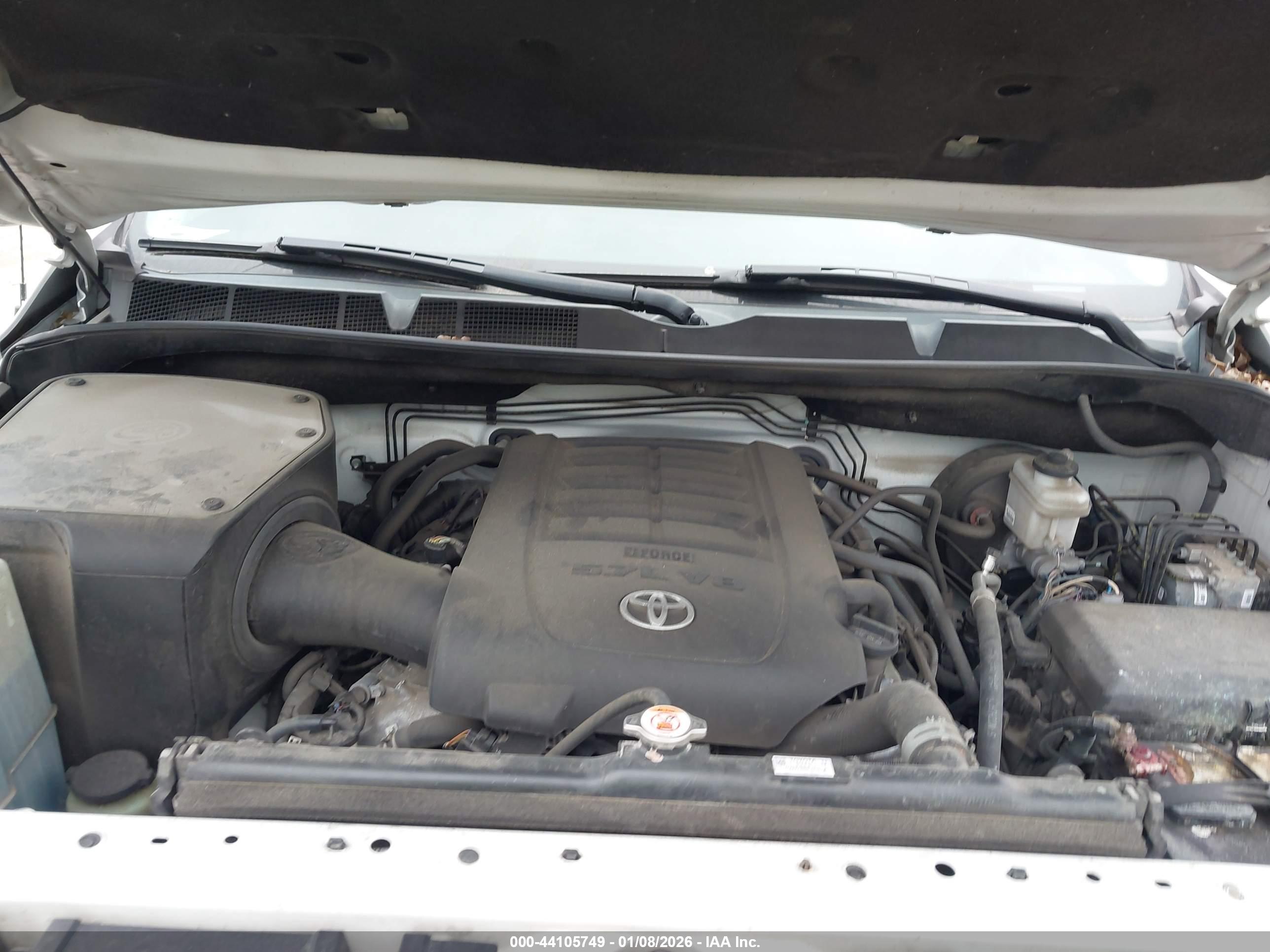 TOYOTA TUNDRA image 10