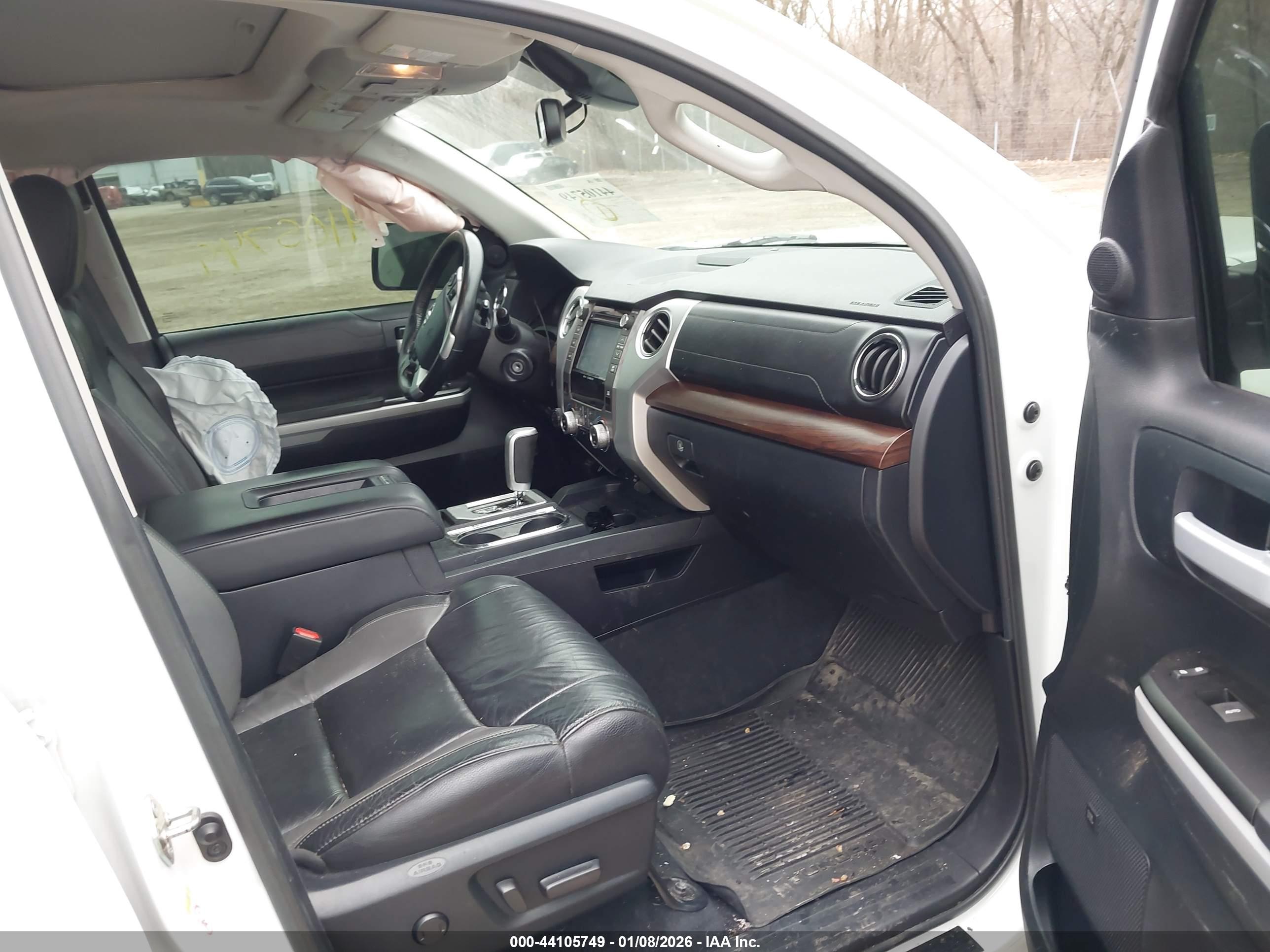 TOYOTA TUNDRA image 5