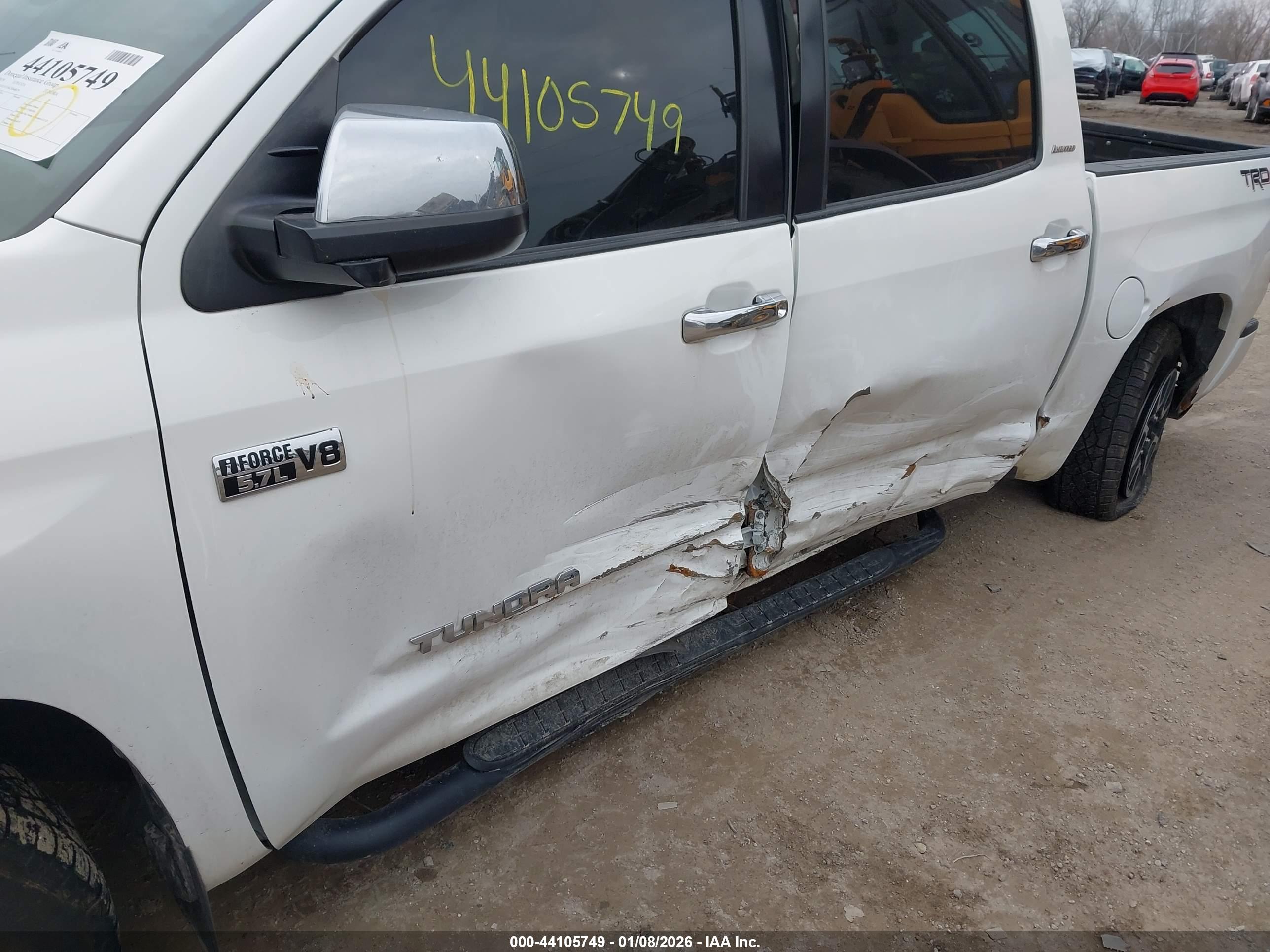 TOYOTA TUNDRA image 6