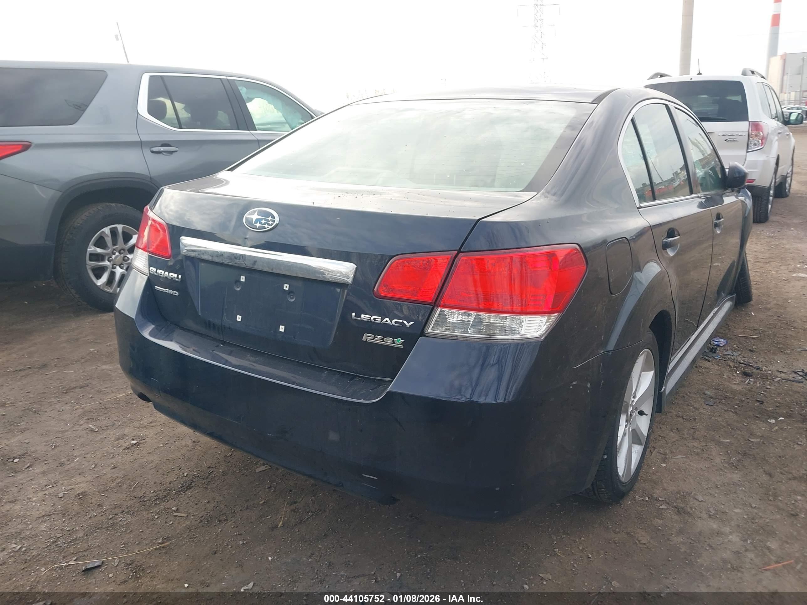 SUBARU LEGACY image 4