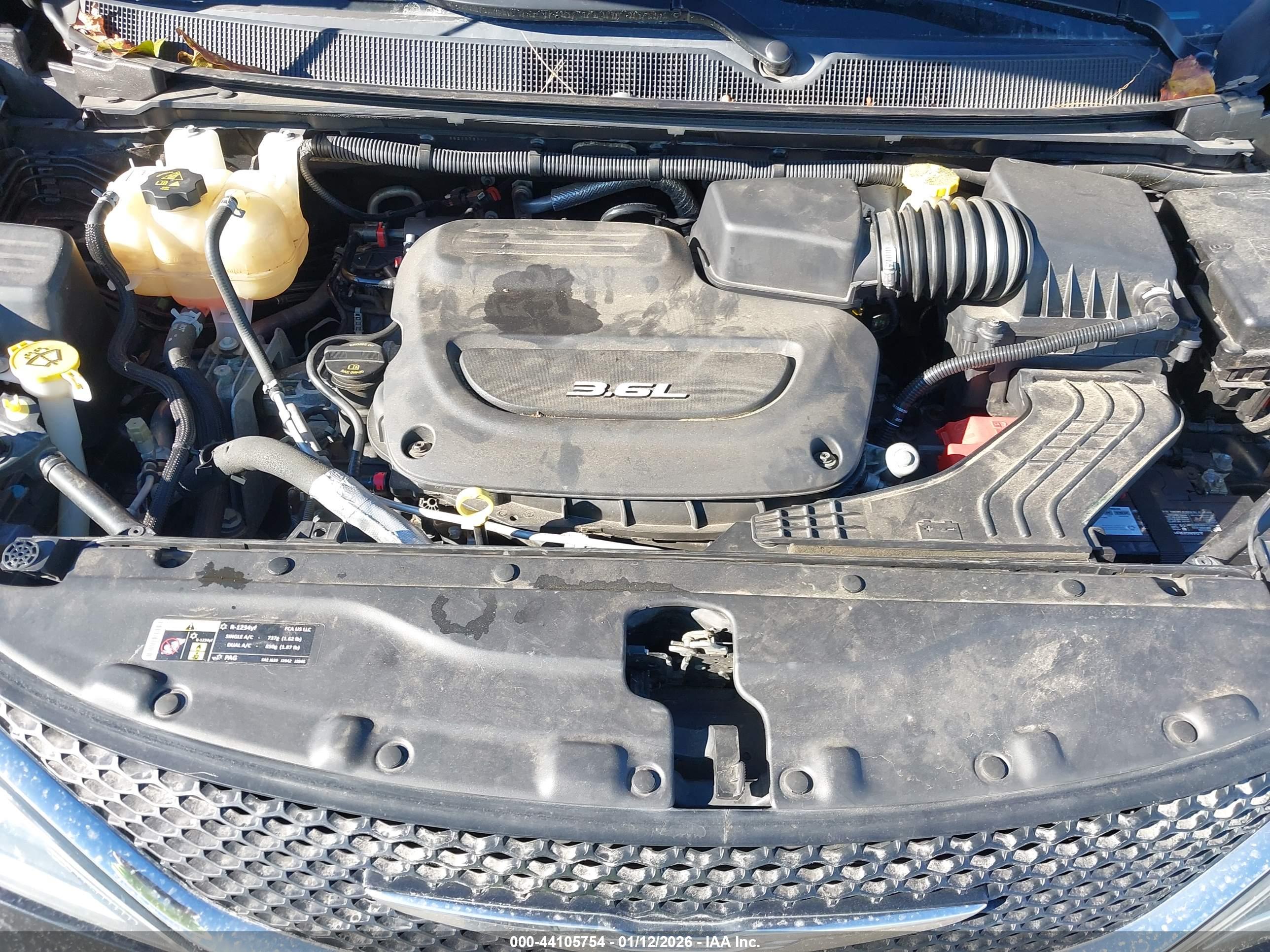 CHRYSLER PACIFICA image 10