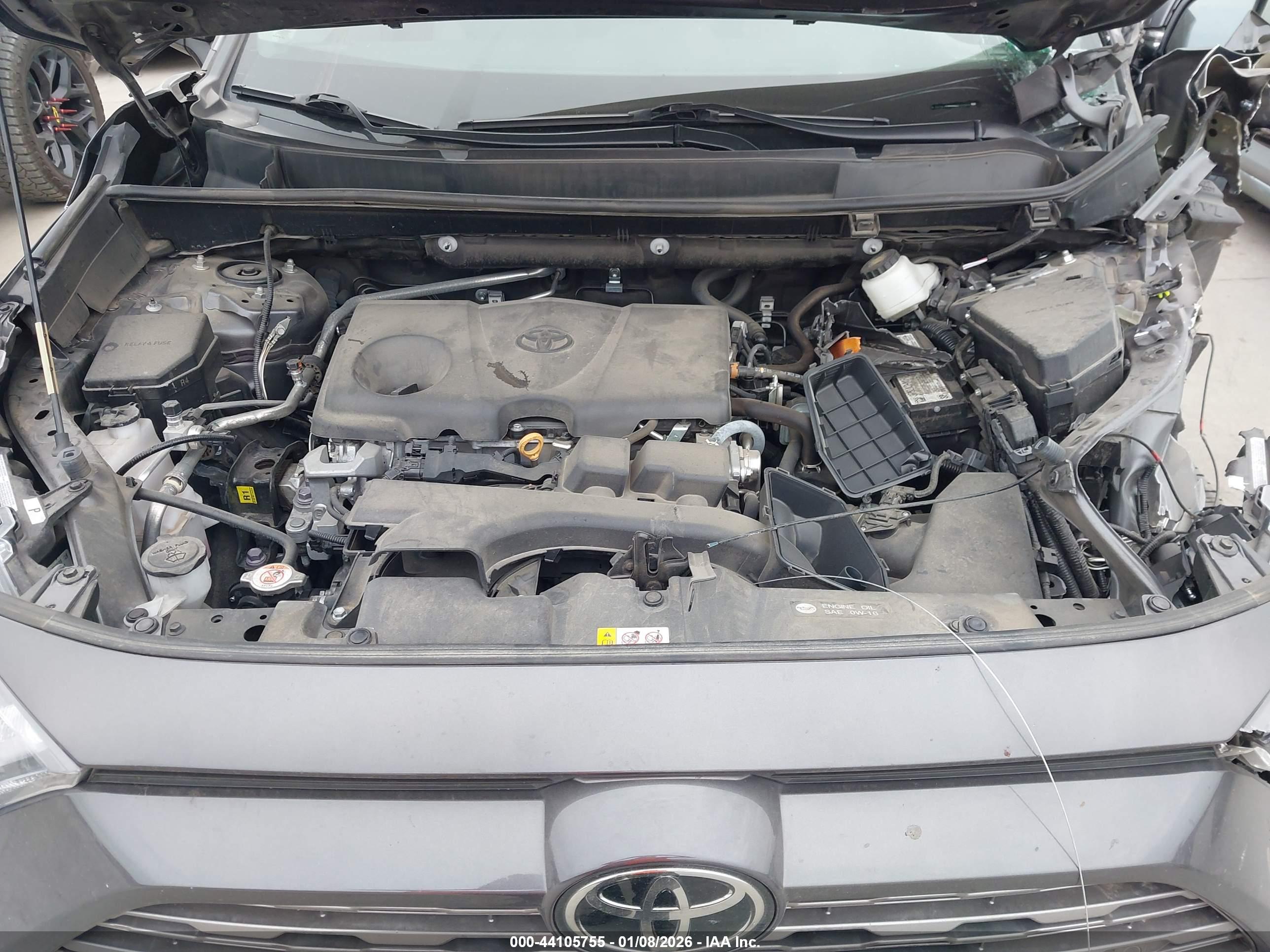 TOYOTA RAV4 image 10