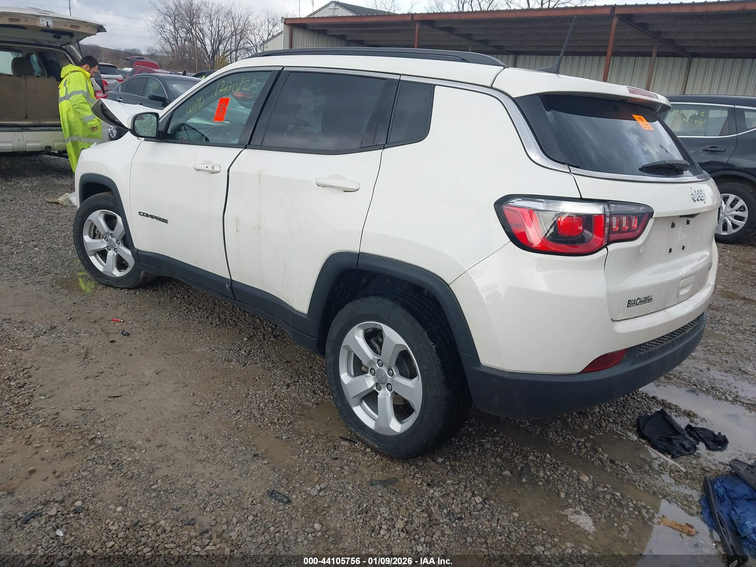 JEEP COMPASS image 3