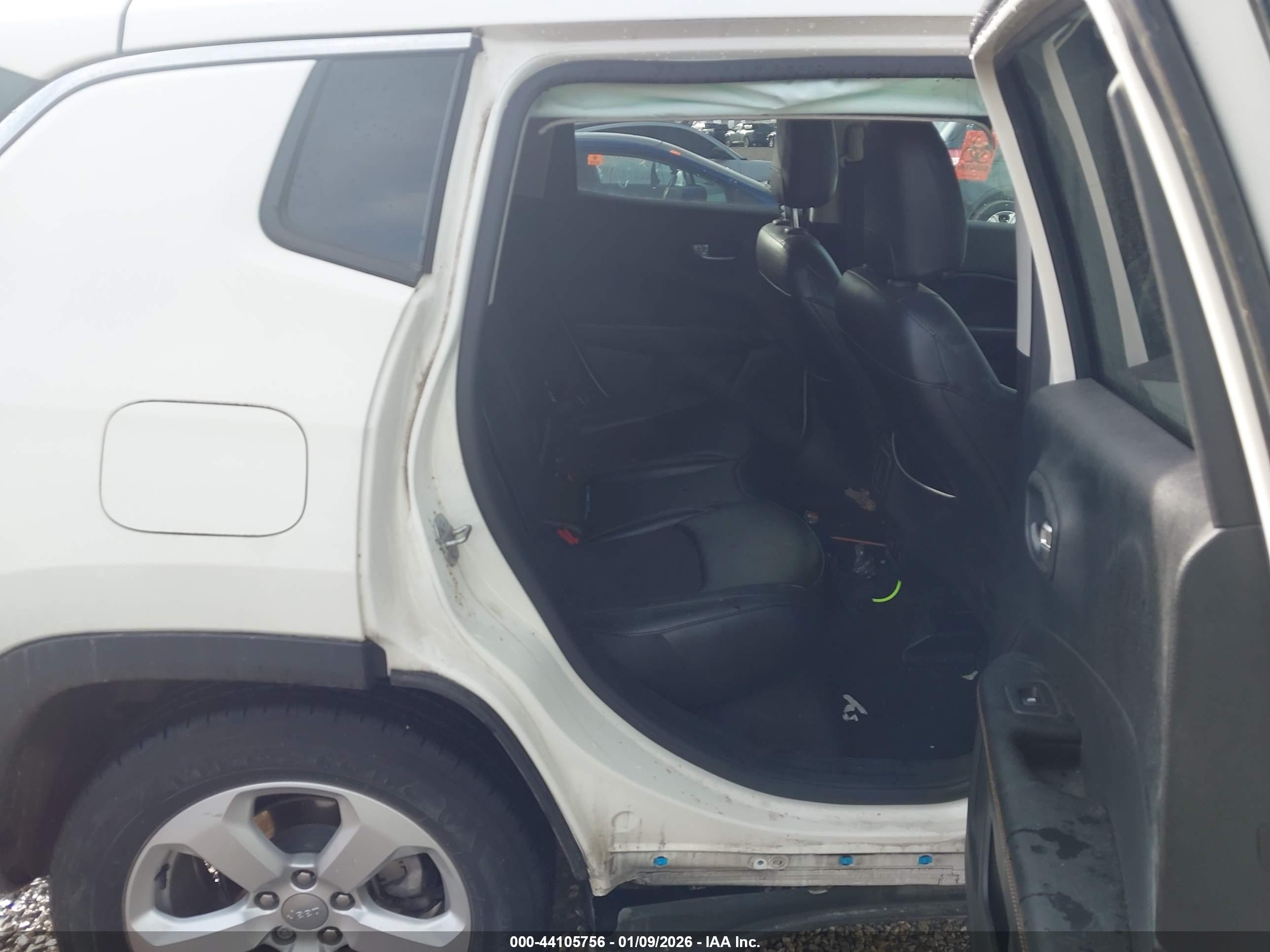 JEEP COMPASS image 8