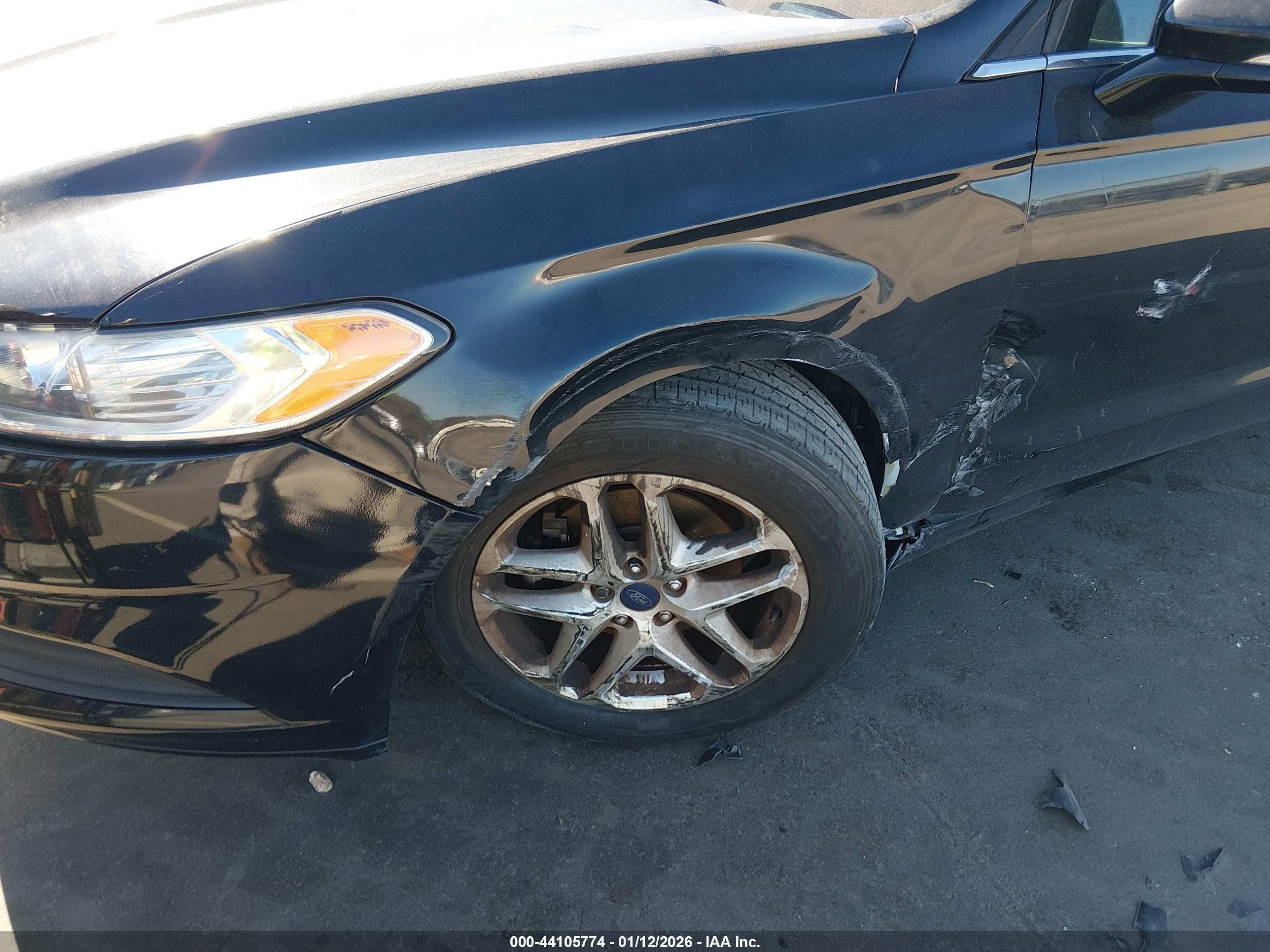 FORD FUSION image 6