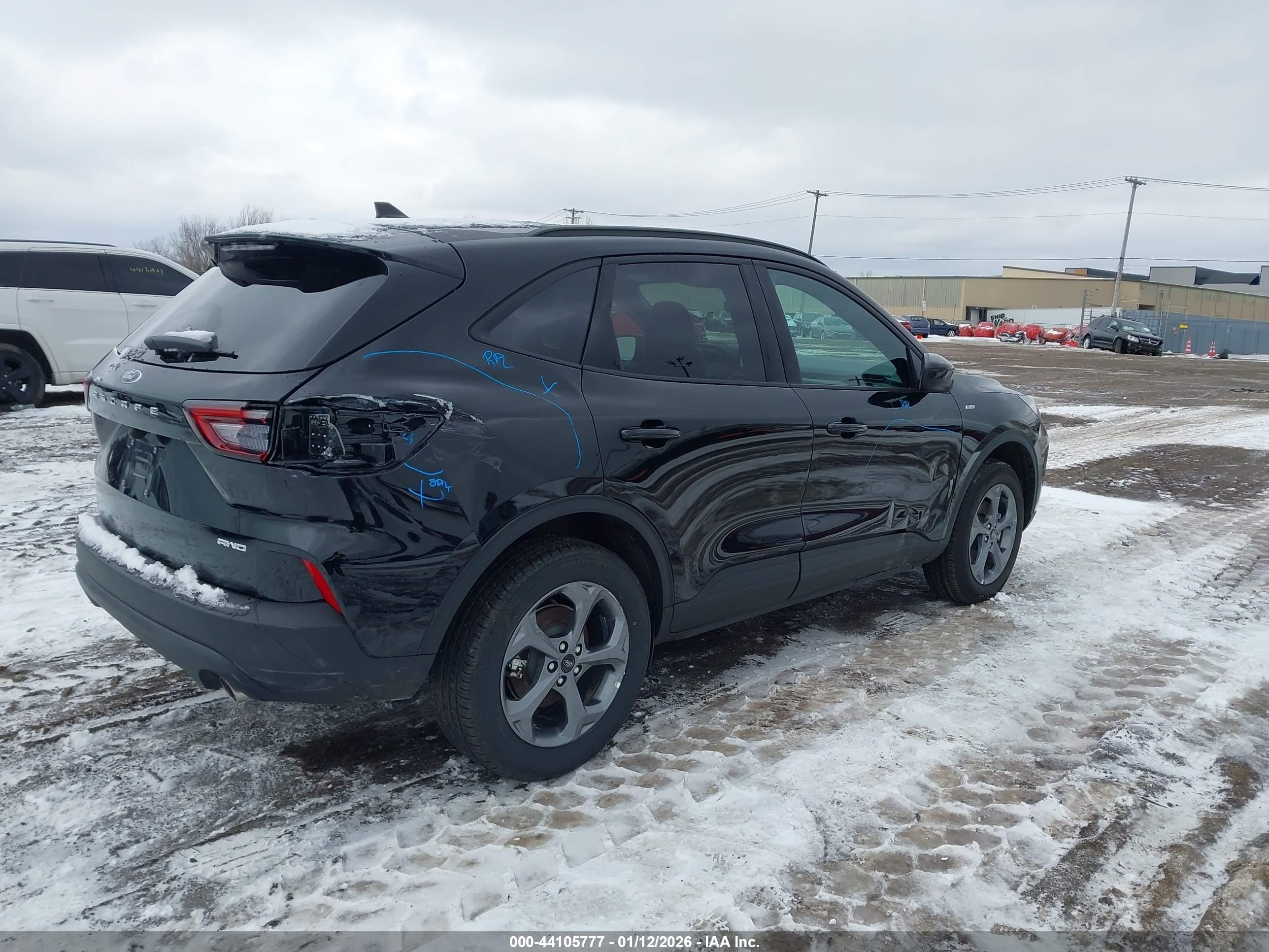 FORD ESCAPE image 4