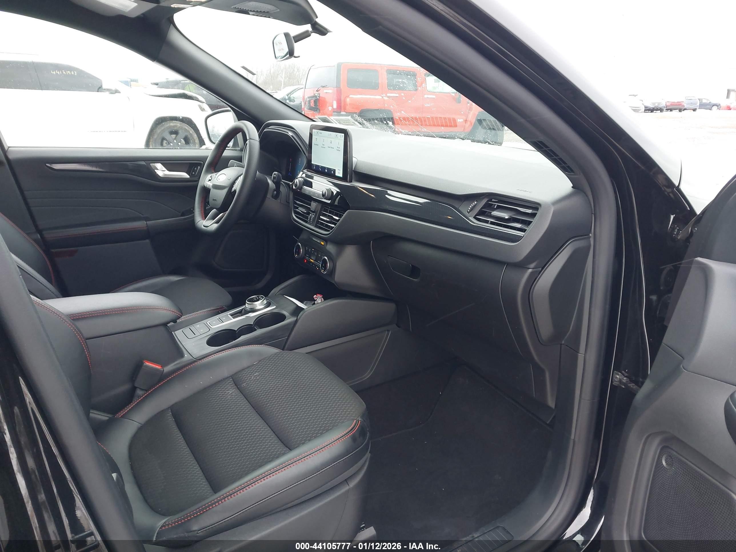FORD ESCAPE image 5