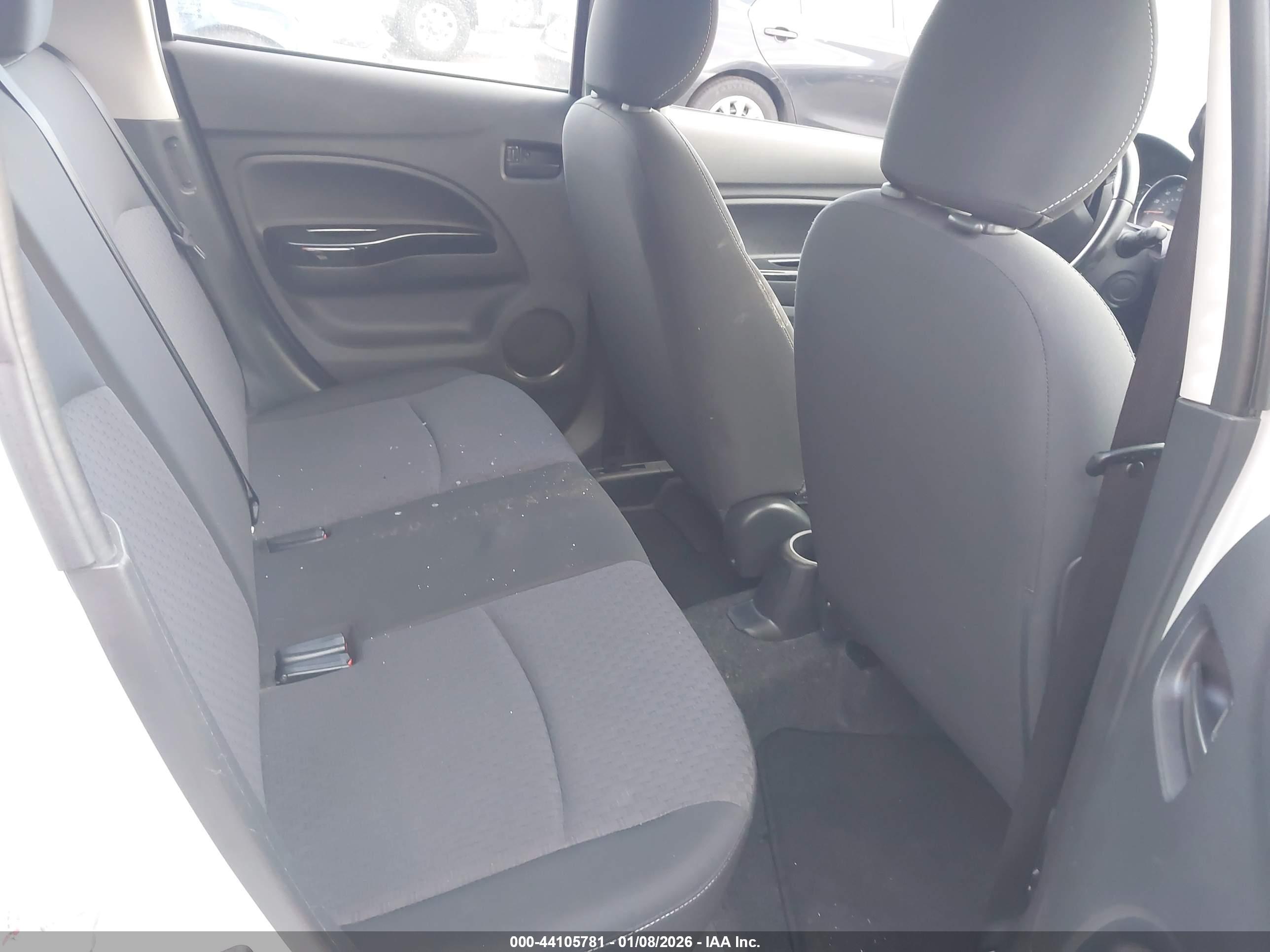 MITSUBISHI MIRAGE image 8