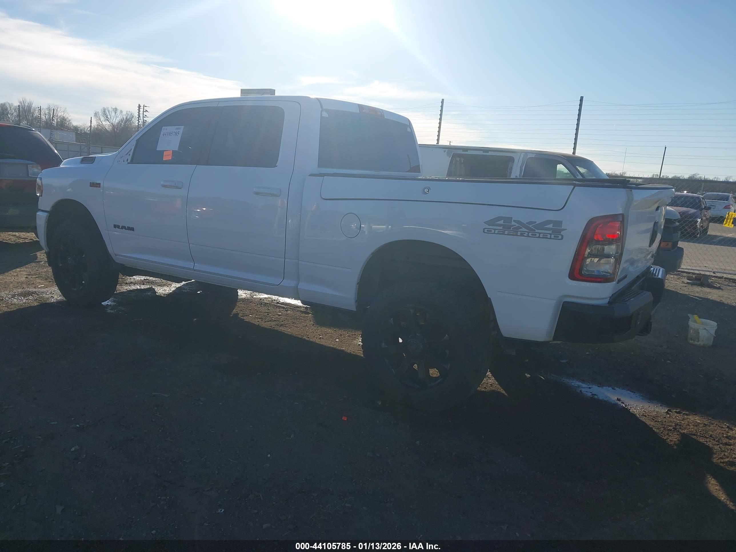 RAM 2500 image 3