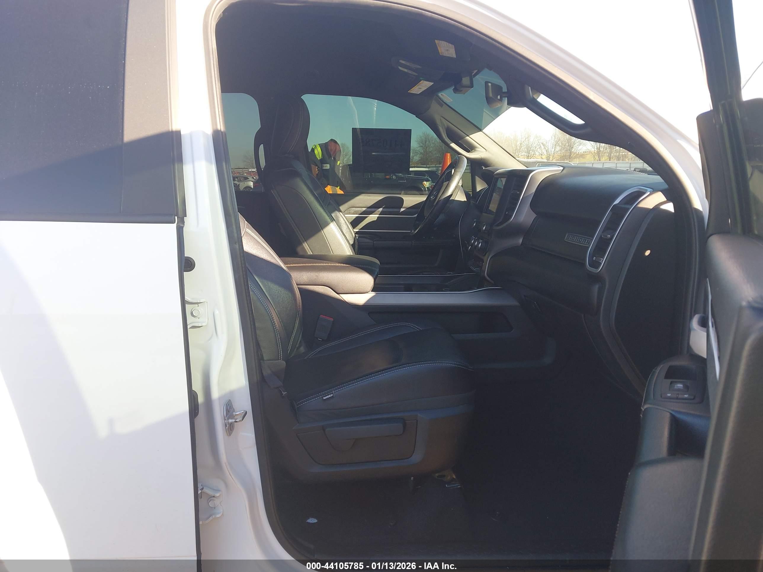 RAM 2500 image 5