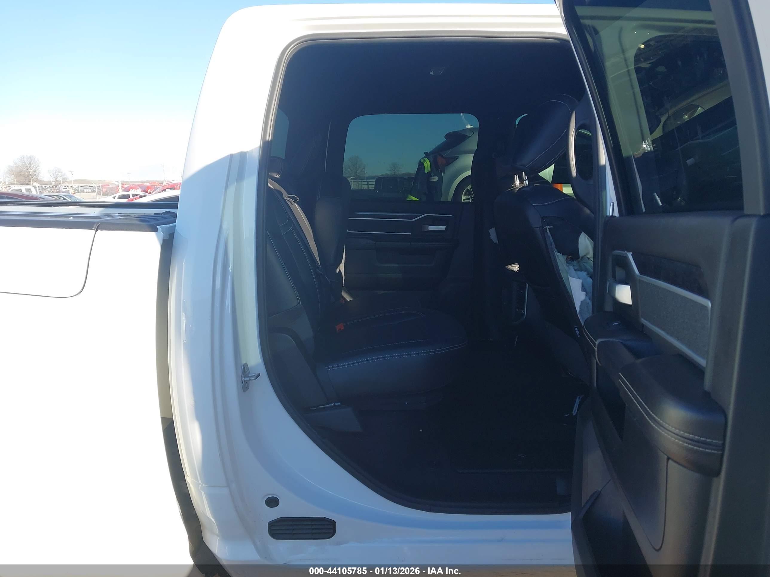 RAM 2500 image 8