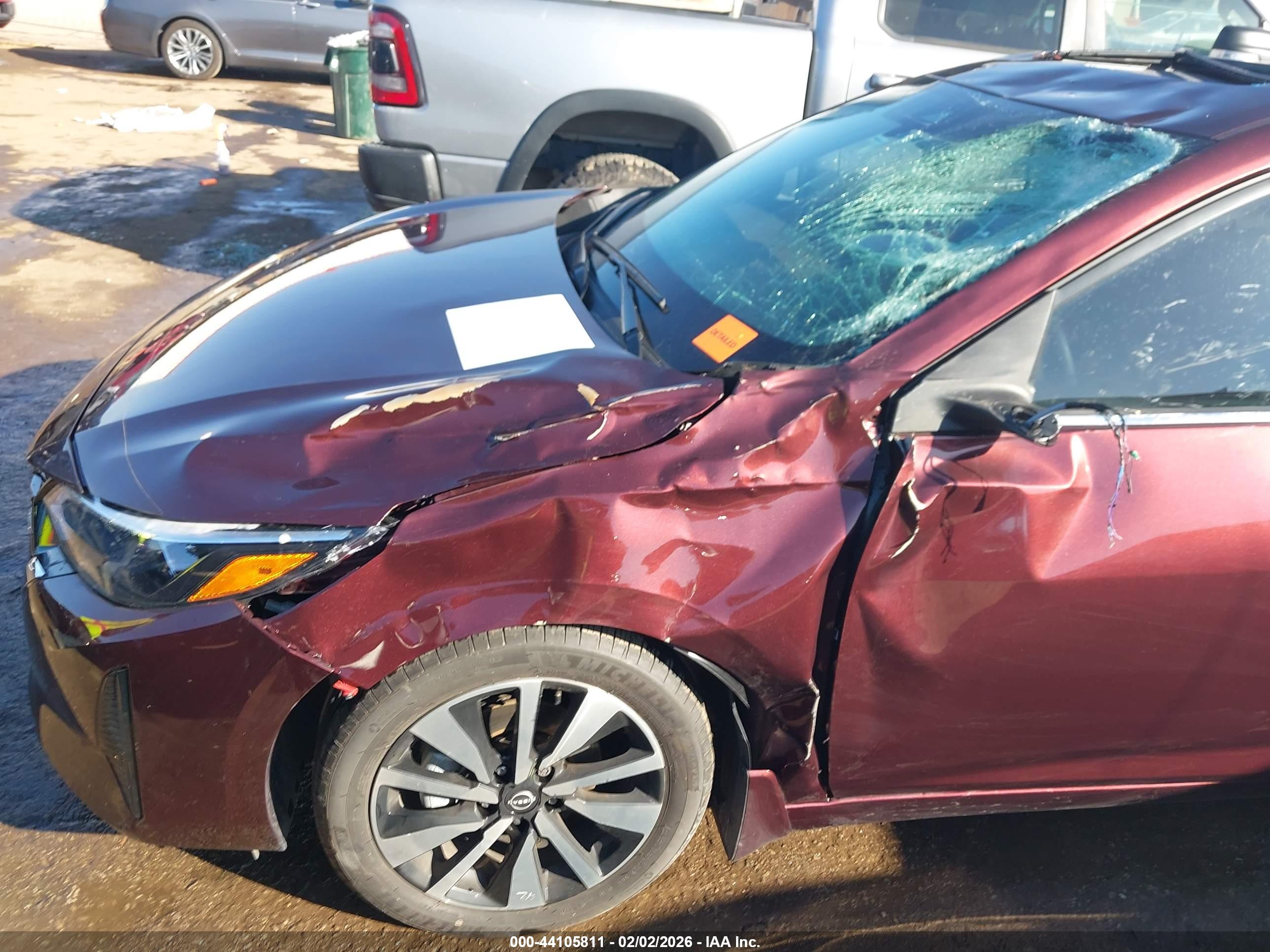 NISSAN SENTRA image 6