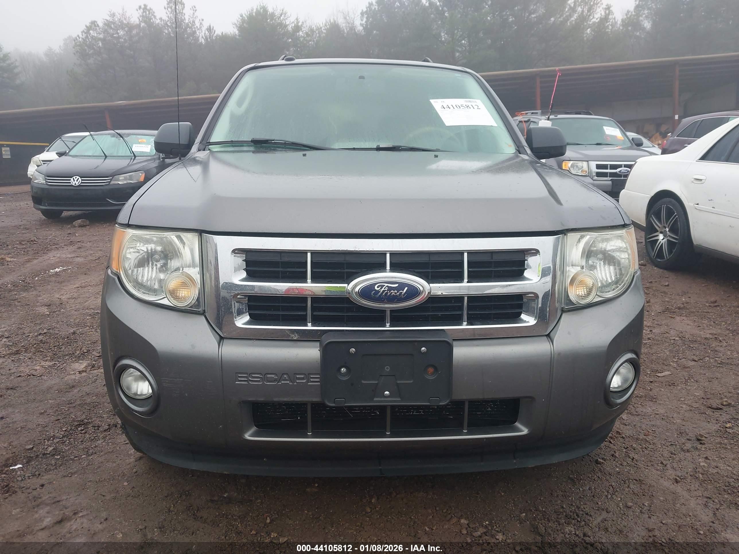 FORD ESCAPE image 6