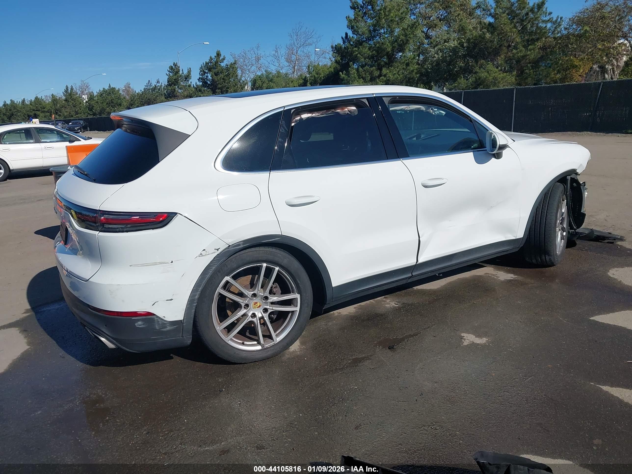PORSCHE CAYENNE image 4