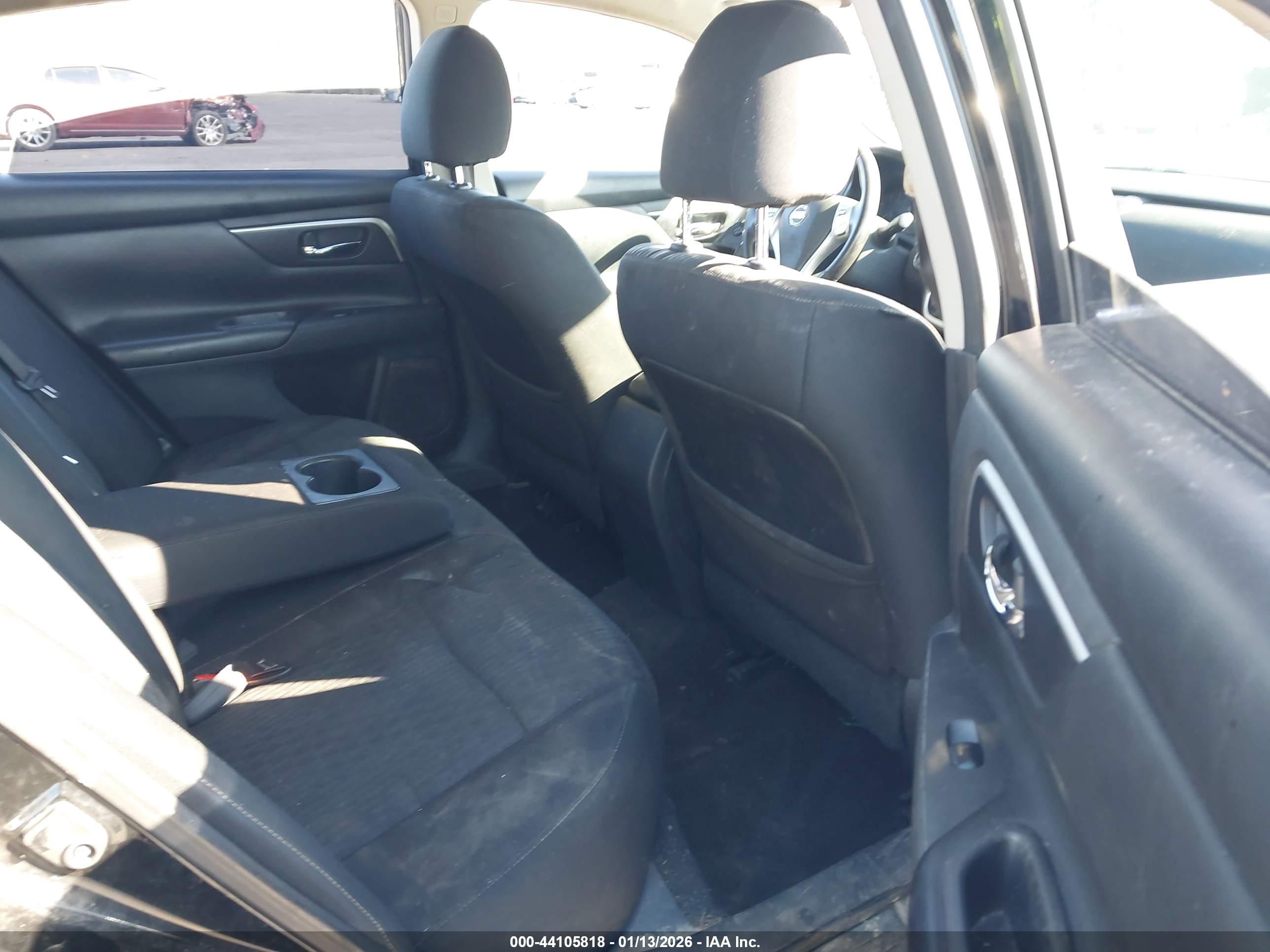 NISSAN ALTIMA image 8