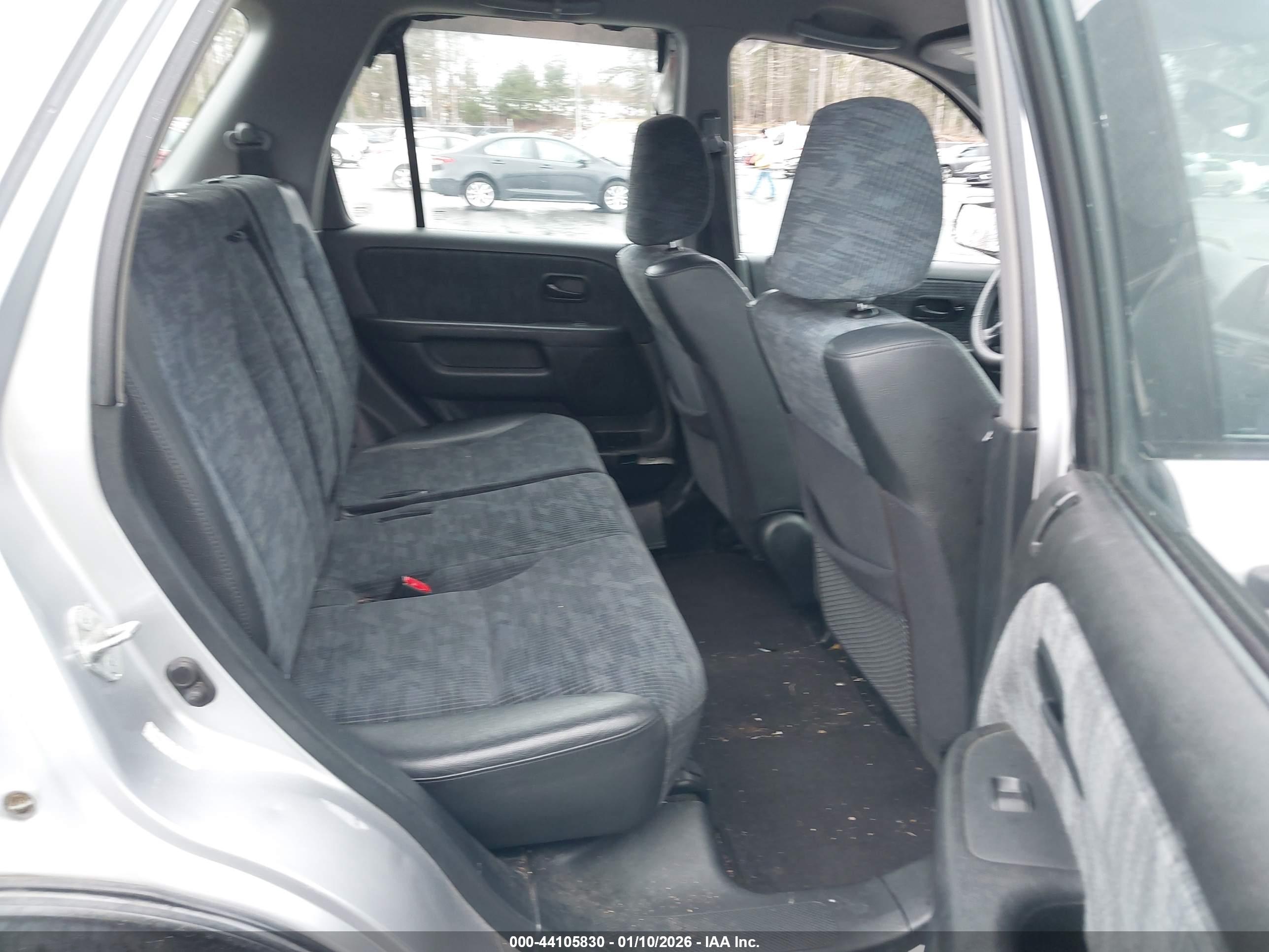 HONDA CR-V image 8