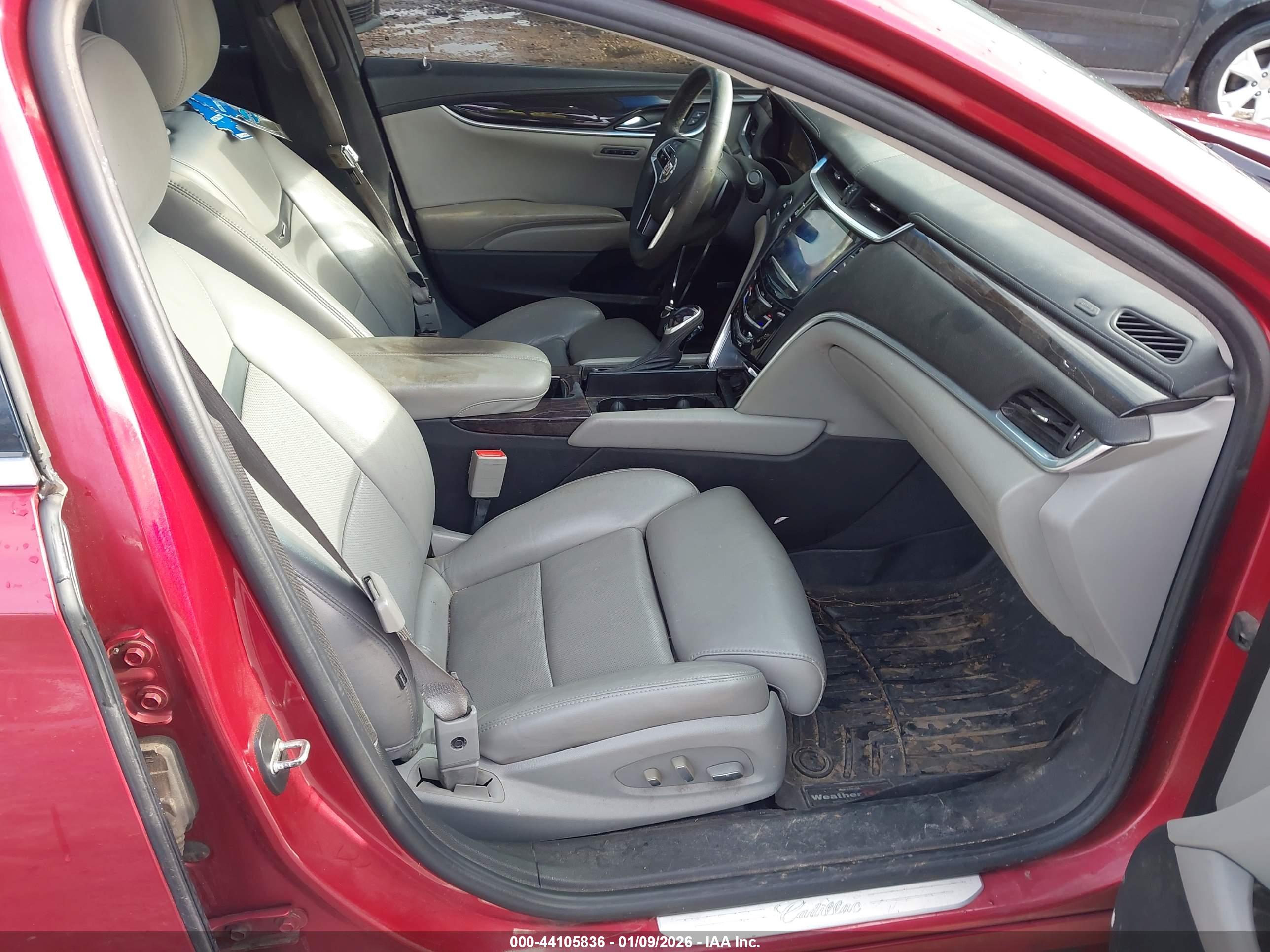 CADILLAC XTS image 5