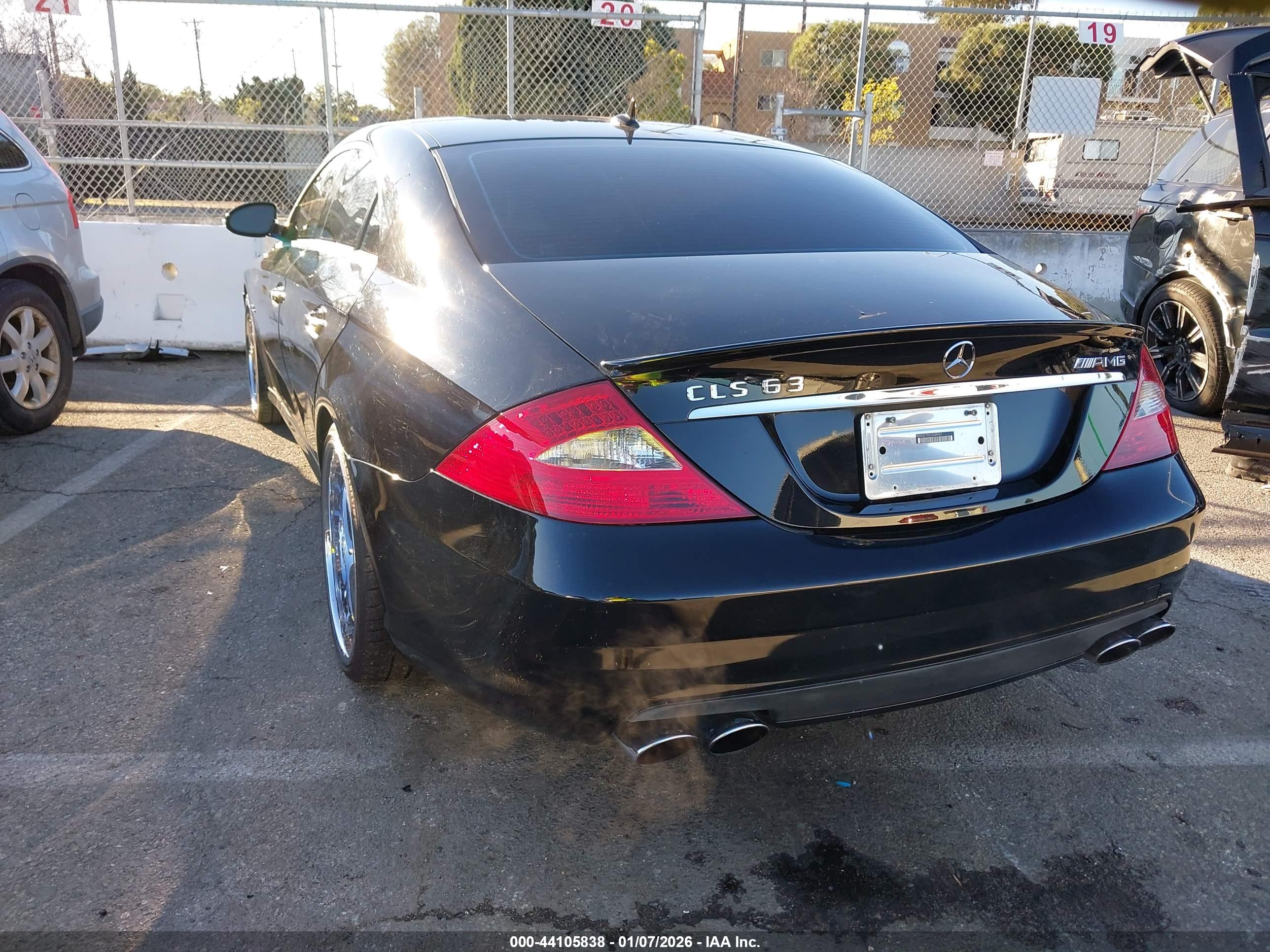 MERCEDES-BENZ CLS63AMG image 3